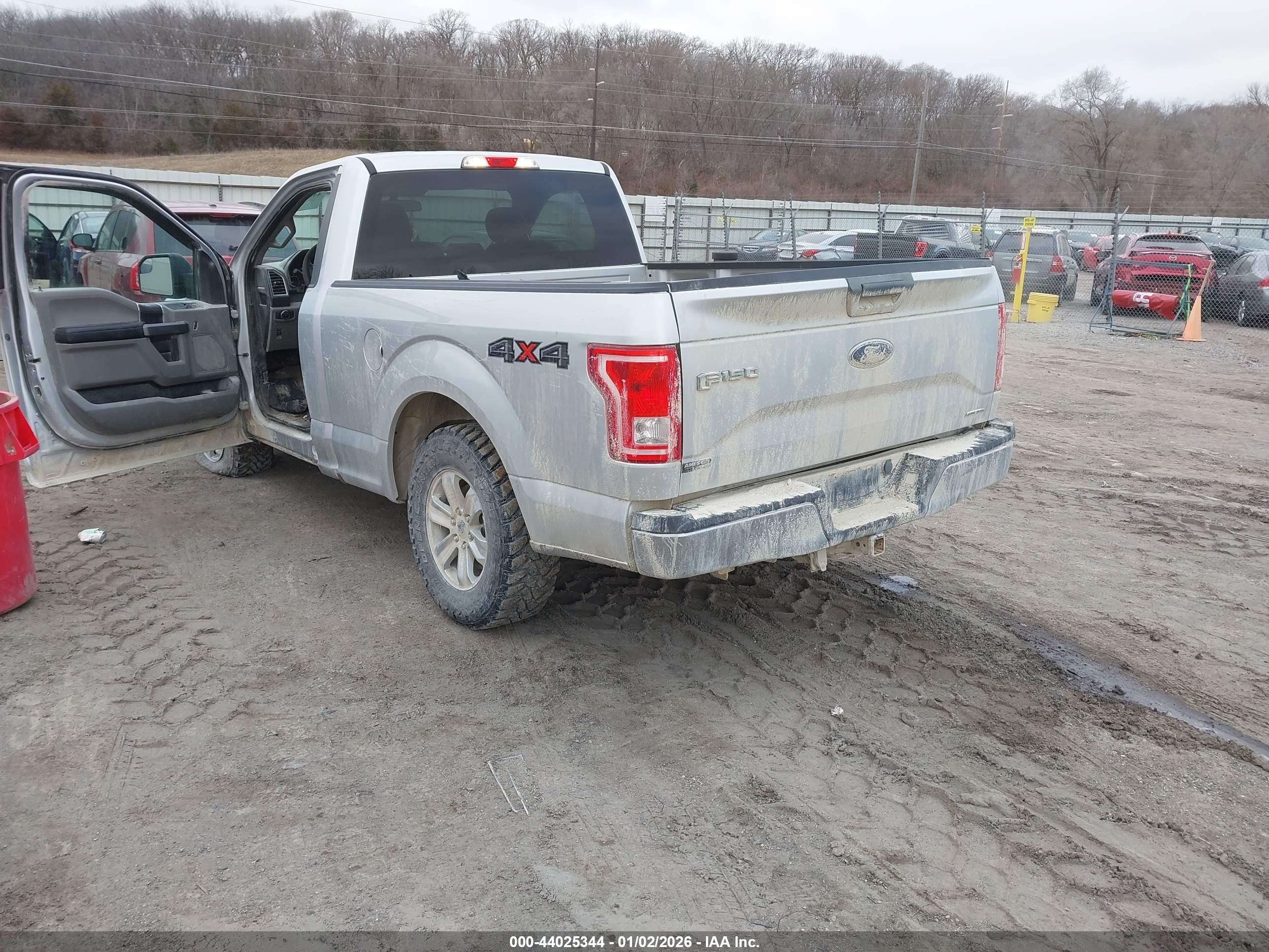 FORD F-150 image 3