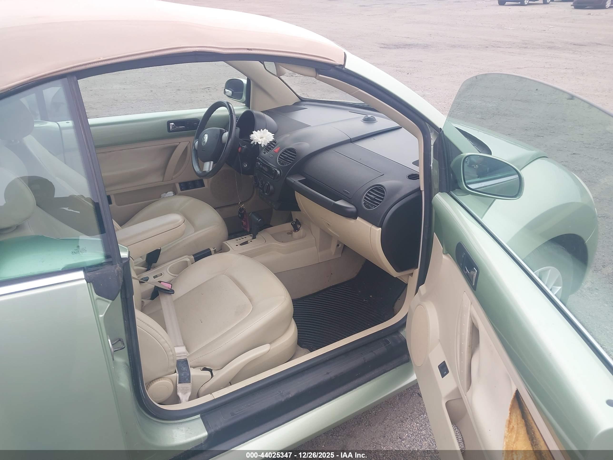 VOLKSWAGEN NEW image 5