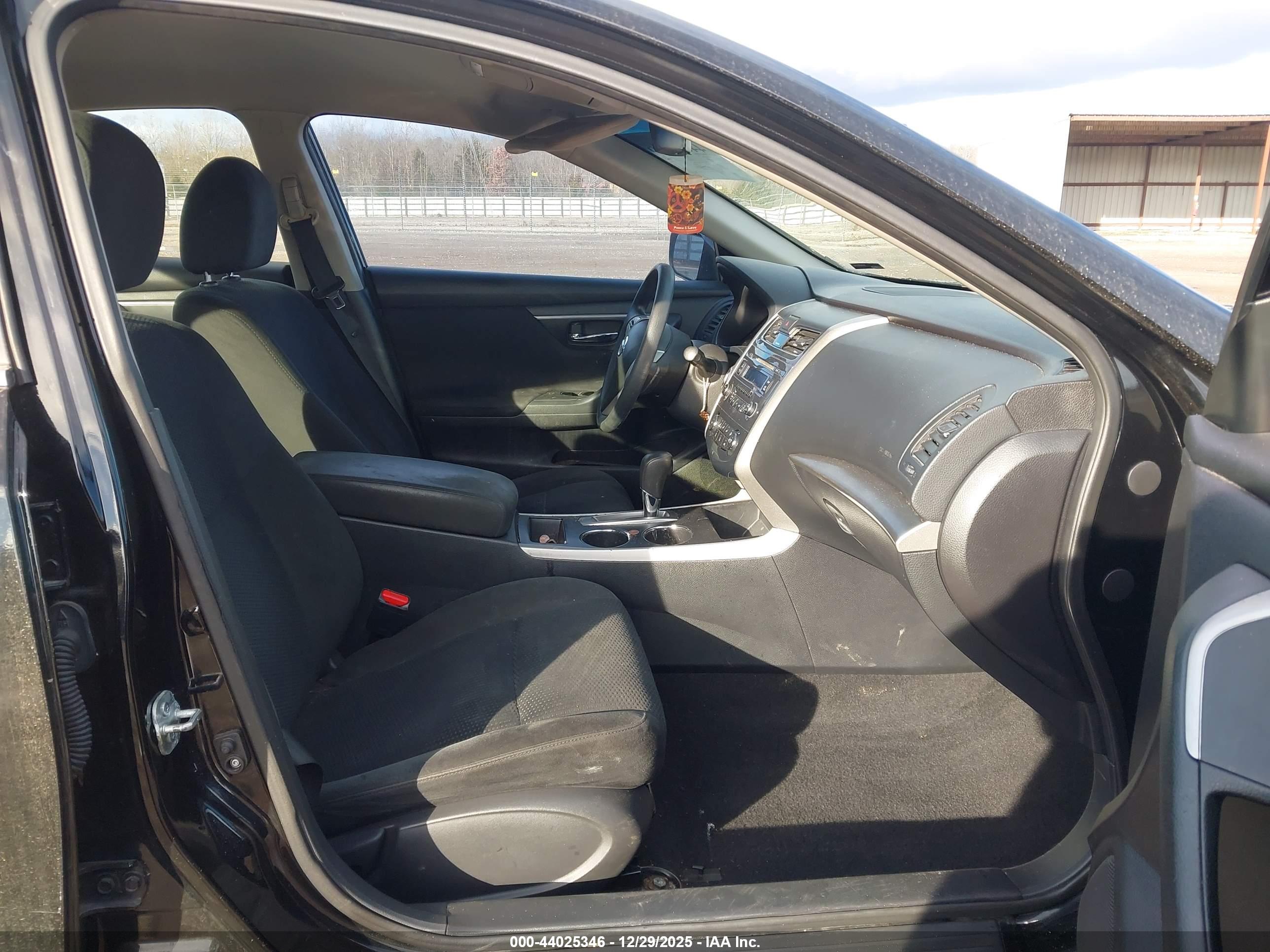 NISSAN ALTIMA image 5