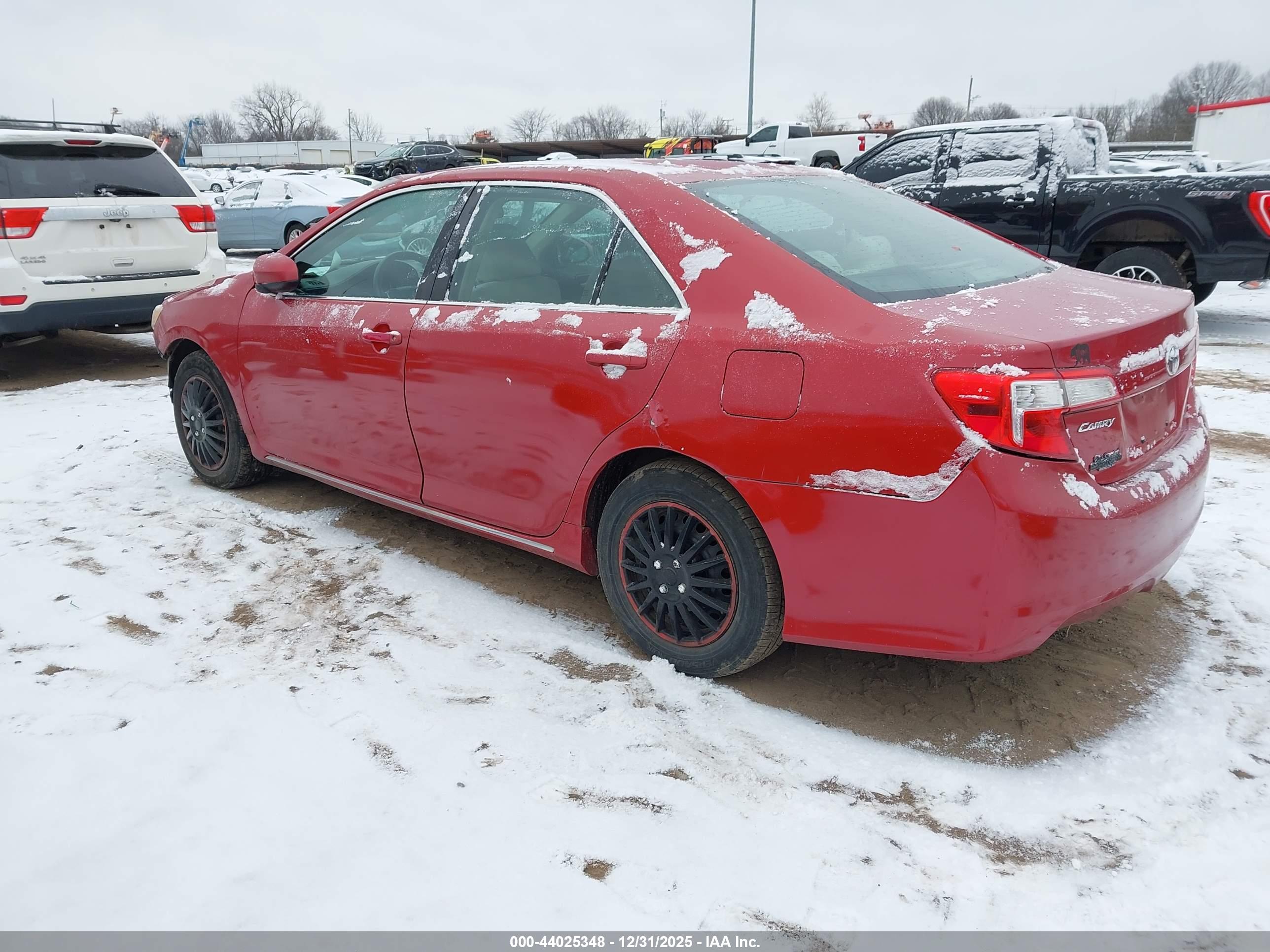 TOYOTA CAMRY image 3