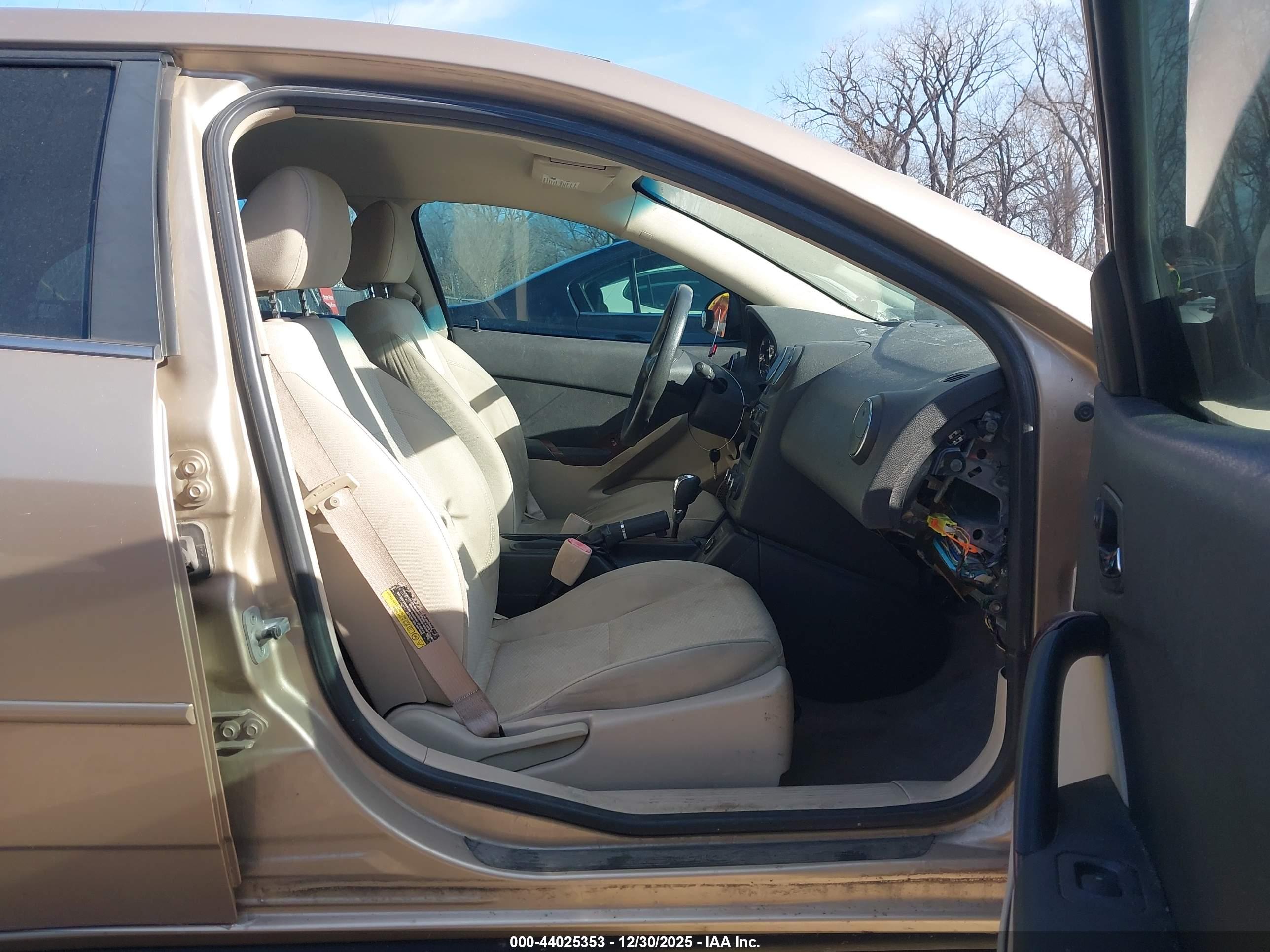 PONTIAC G6 image 5