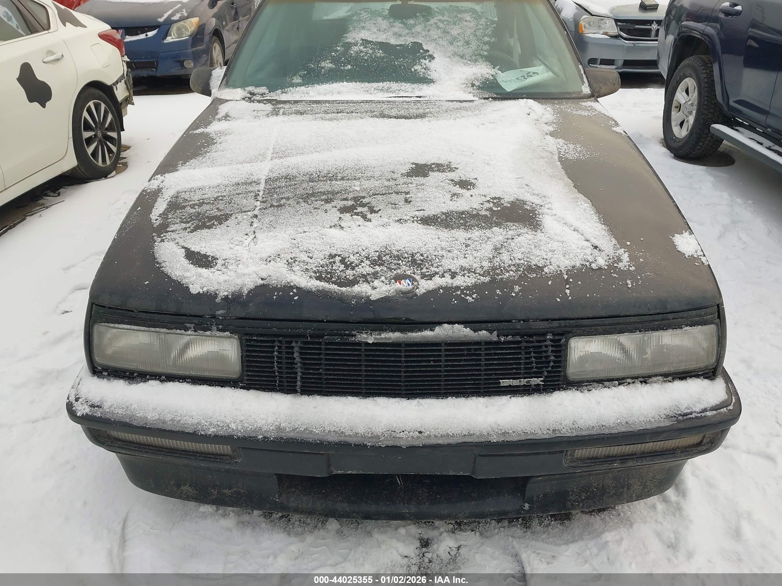 BUICK LESABRE image 6