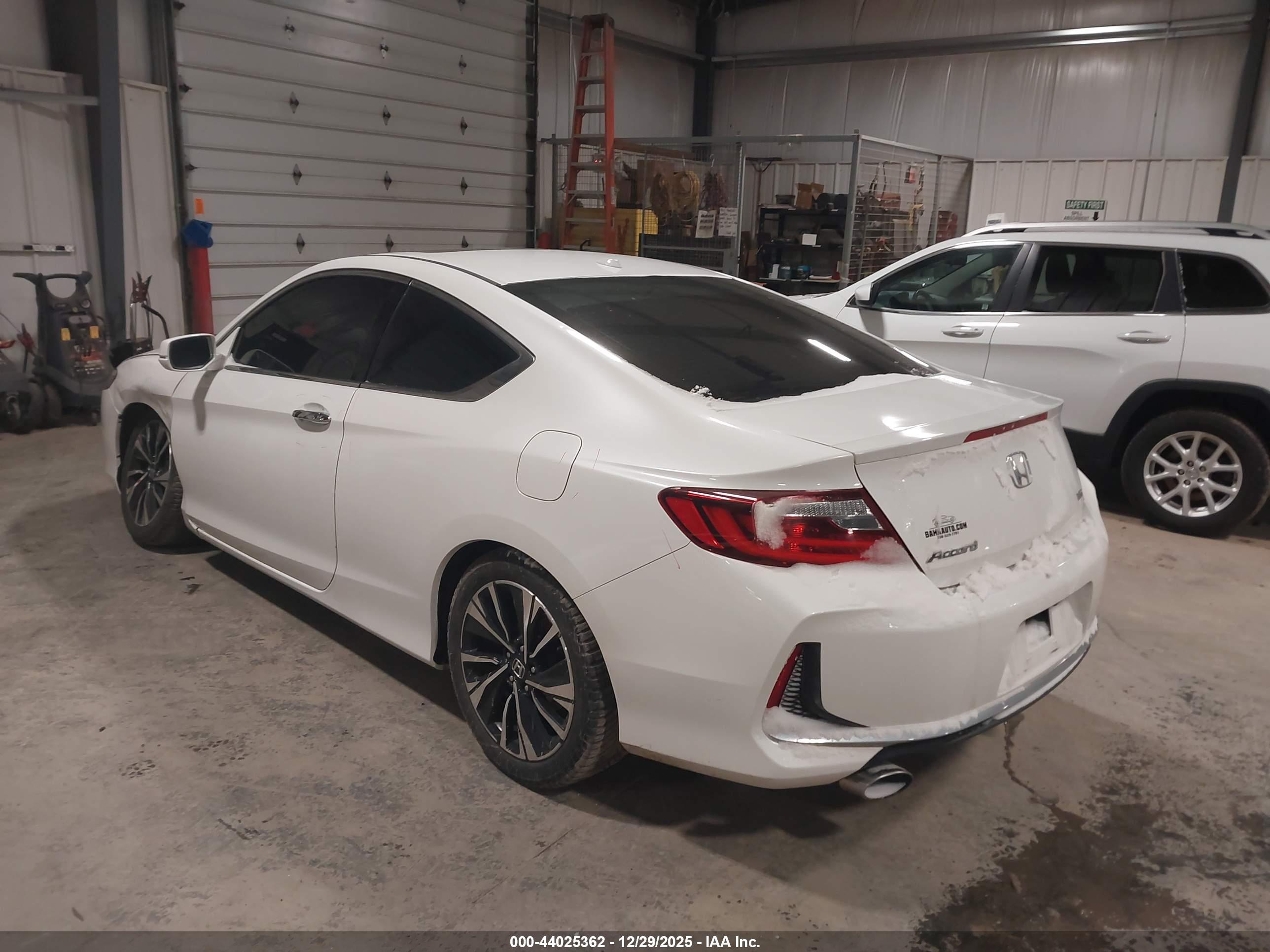 HONDA ACCORD image 3