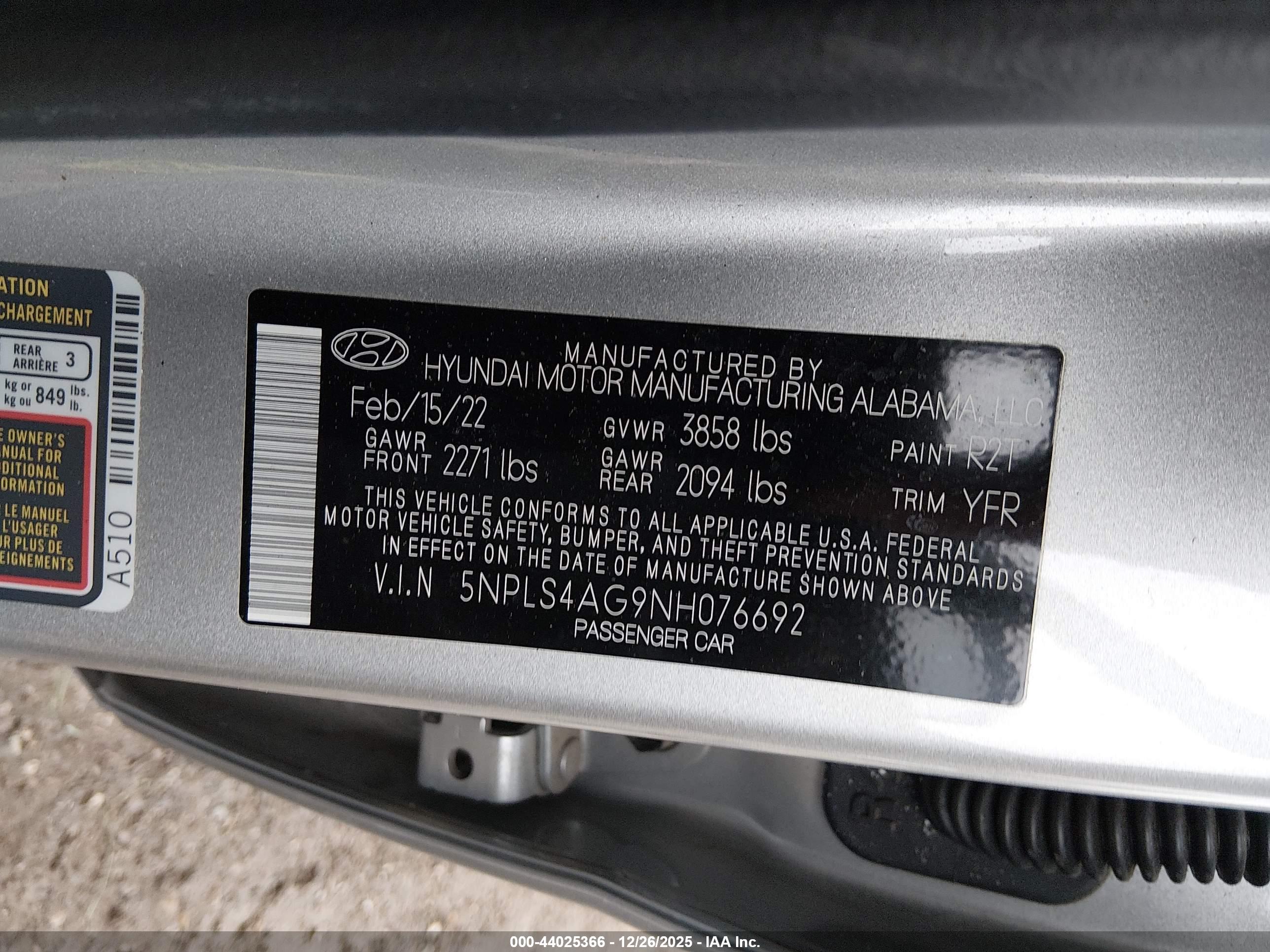 HYUNDAI ELANTRA image 9