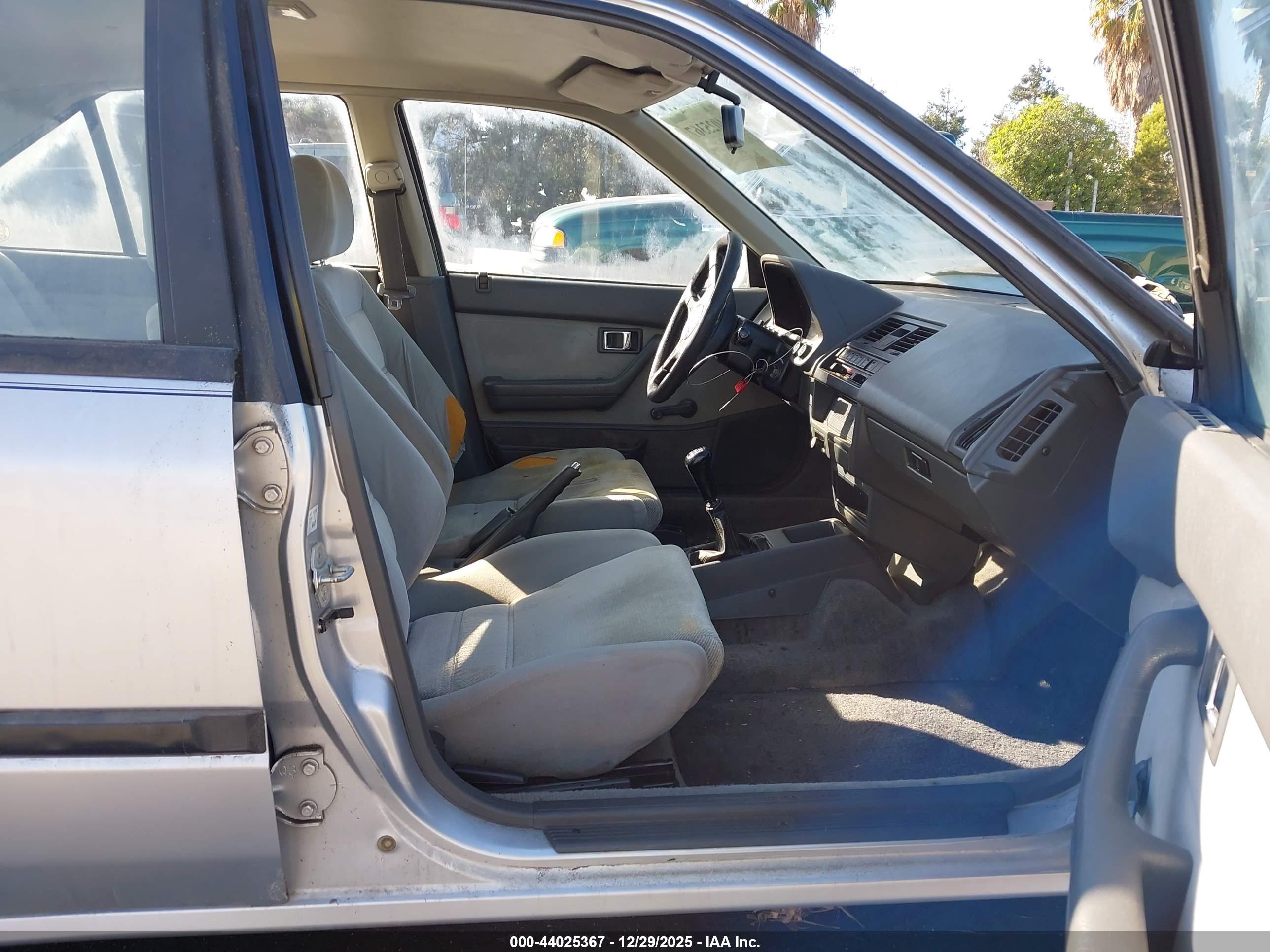 ACURA INTEGRA image 5