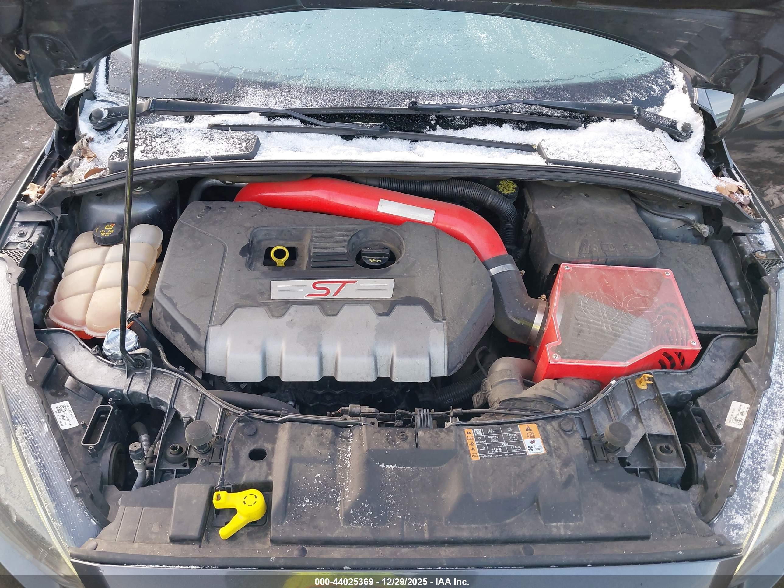 FORD FOCUS image 10