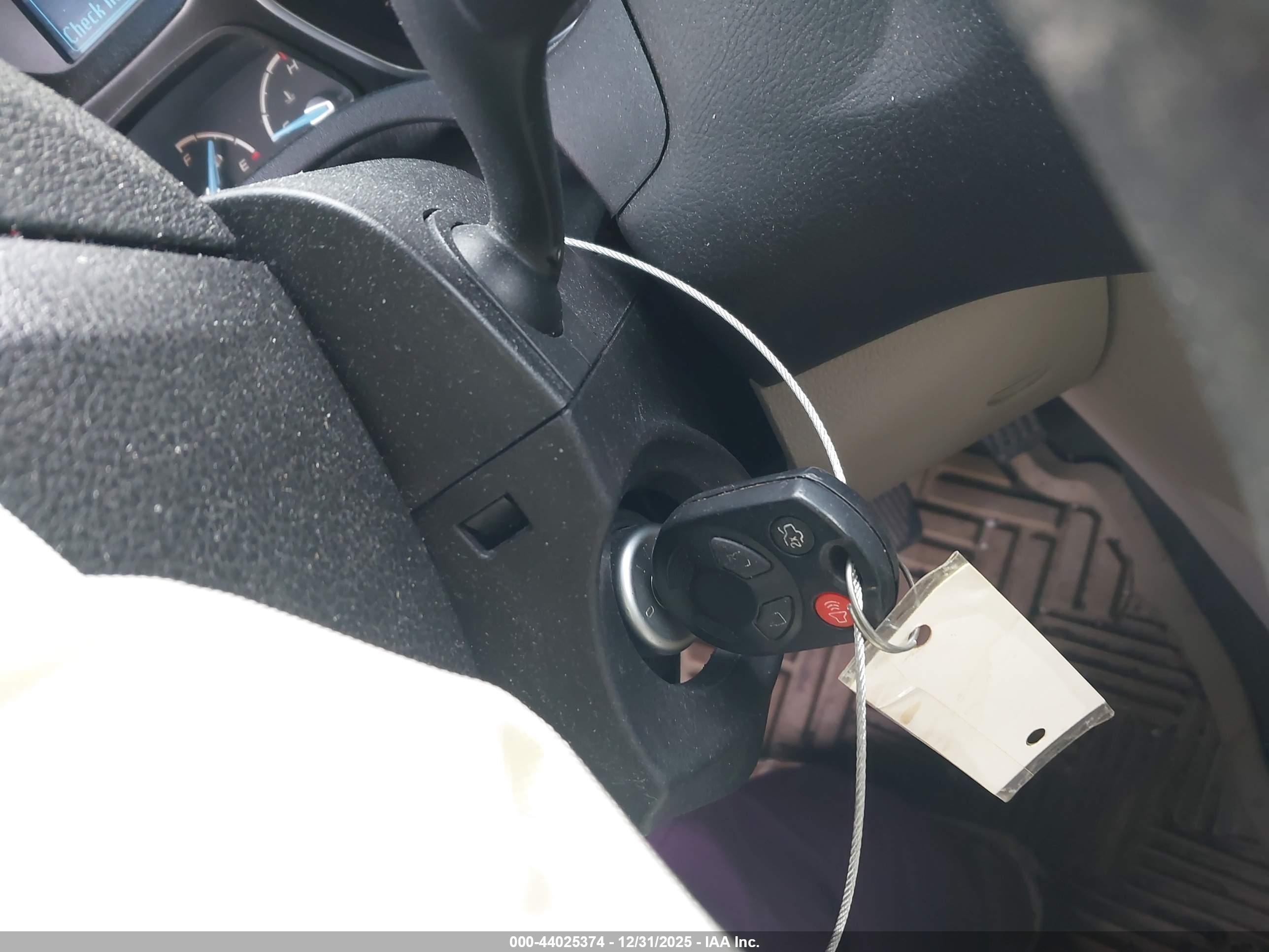 FORD FOCUS image 11