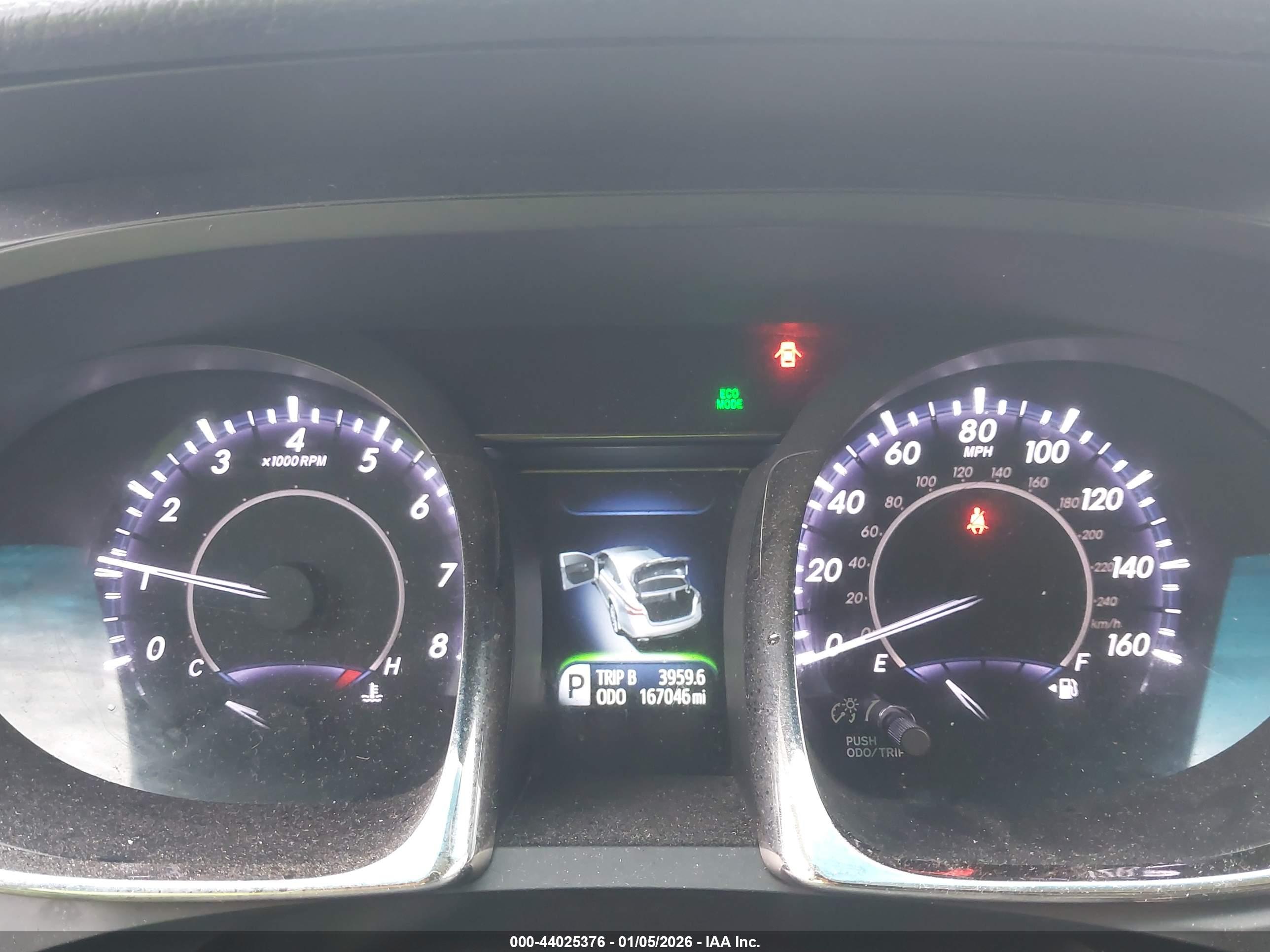TOYOTA AVALON image 7
