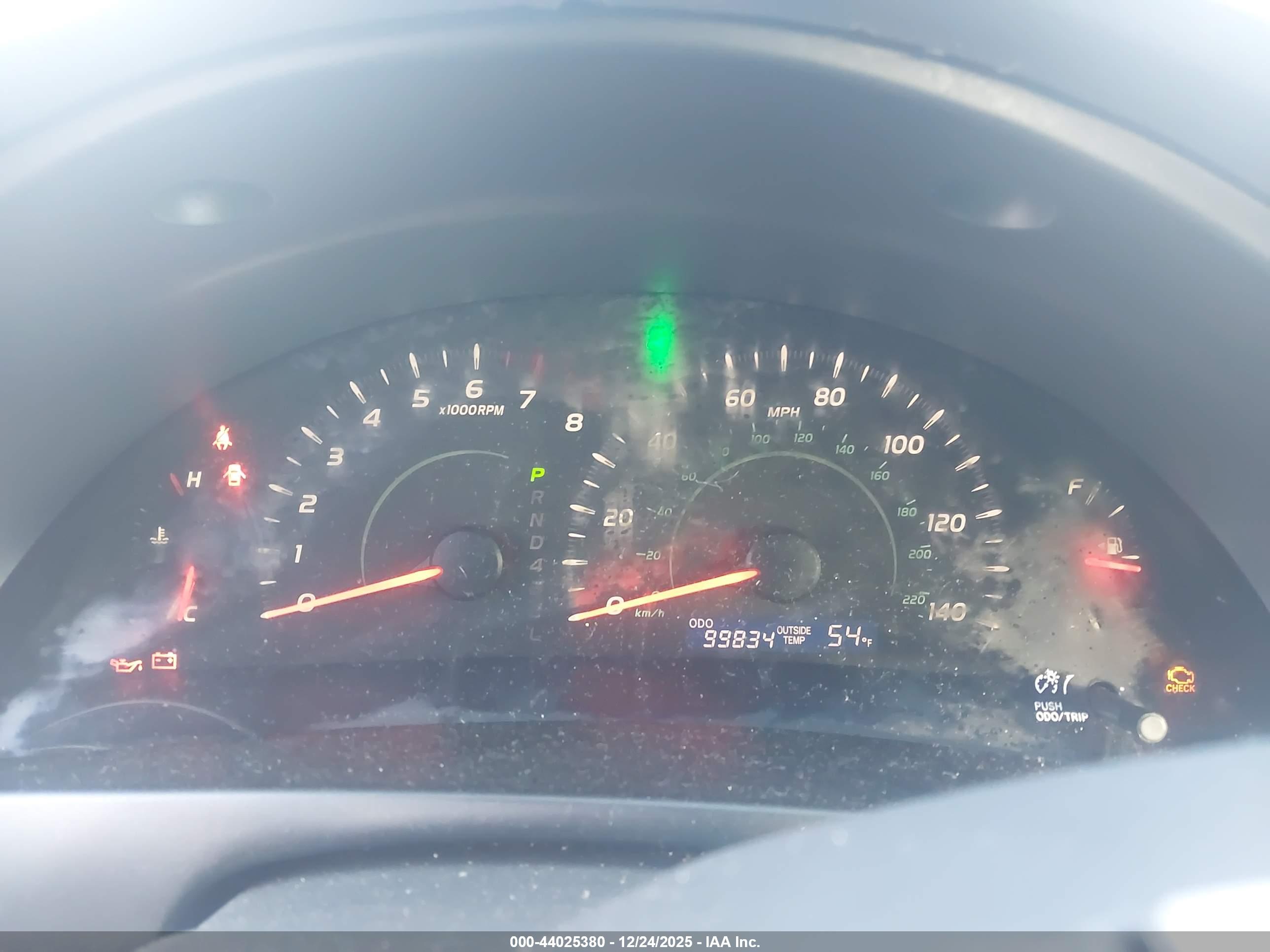 TOYOTA CAMRY image 7