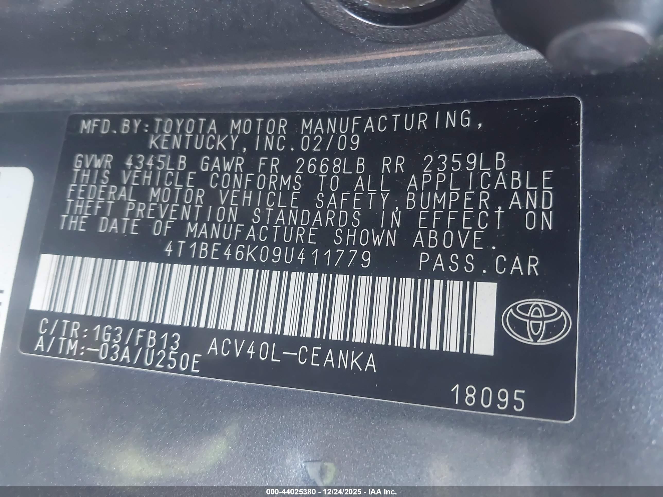 TOYOTA CAMRY image 9