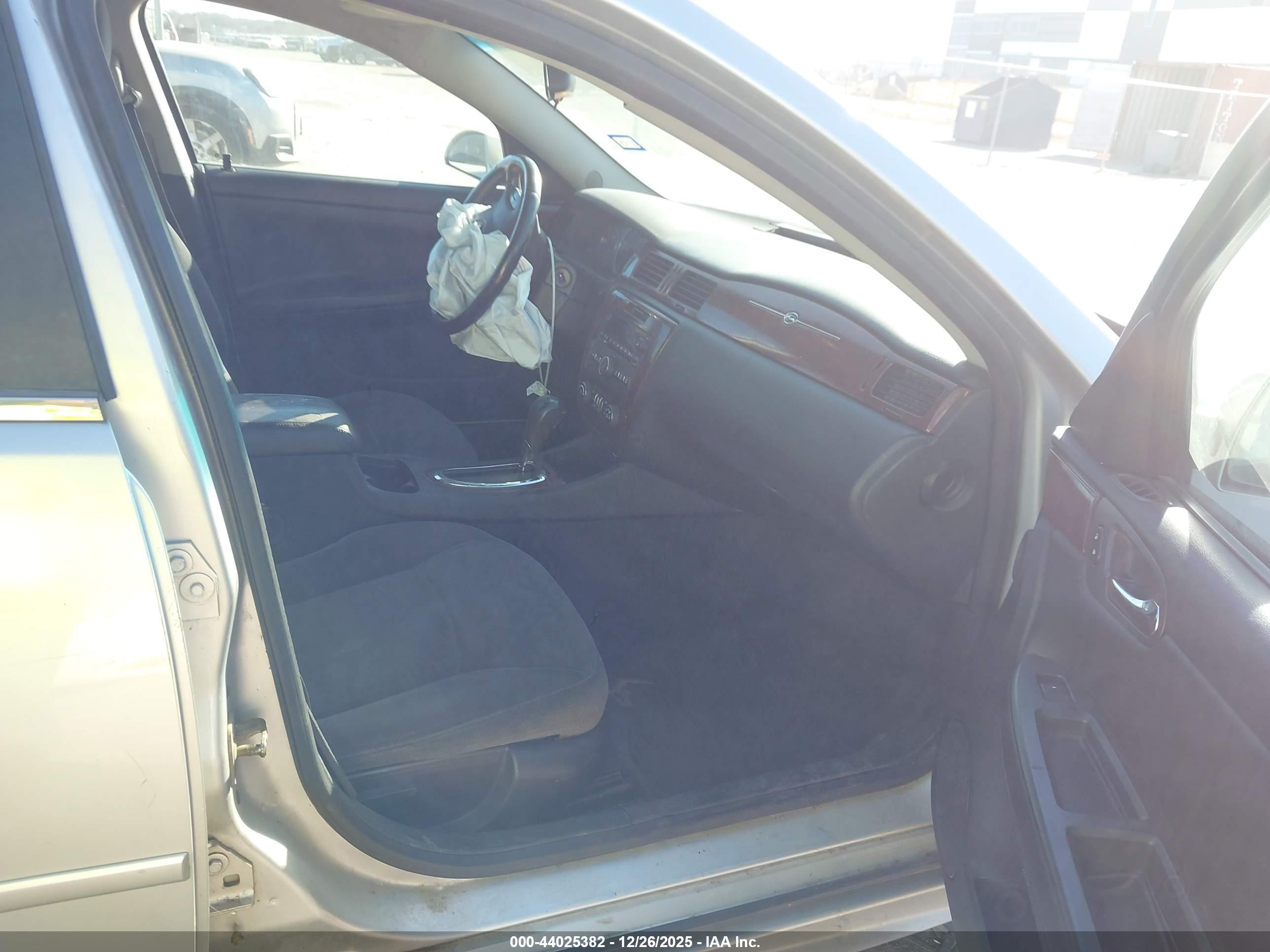 CHEVROLET IMPALA image 5