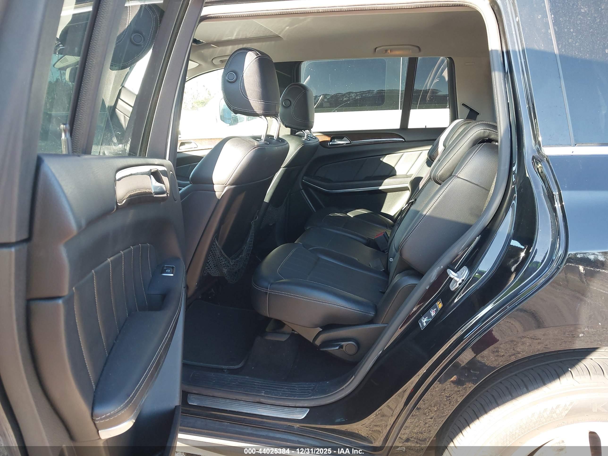 MERCEDES-BENZ GL image 8