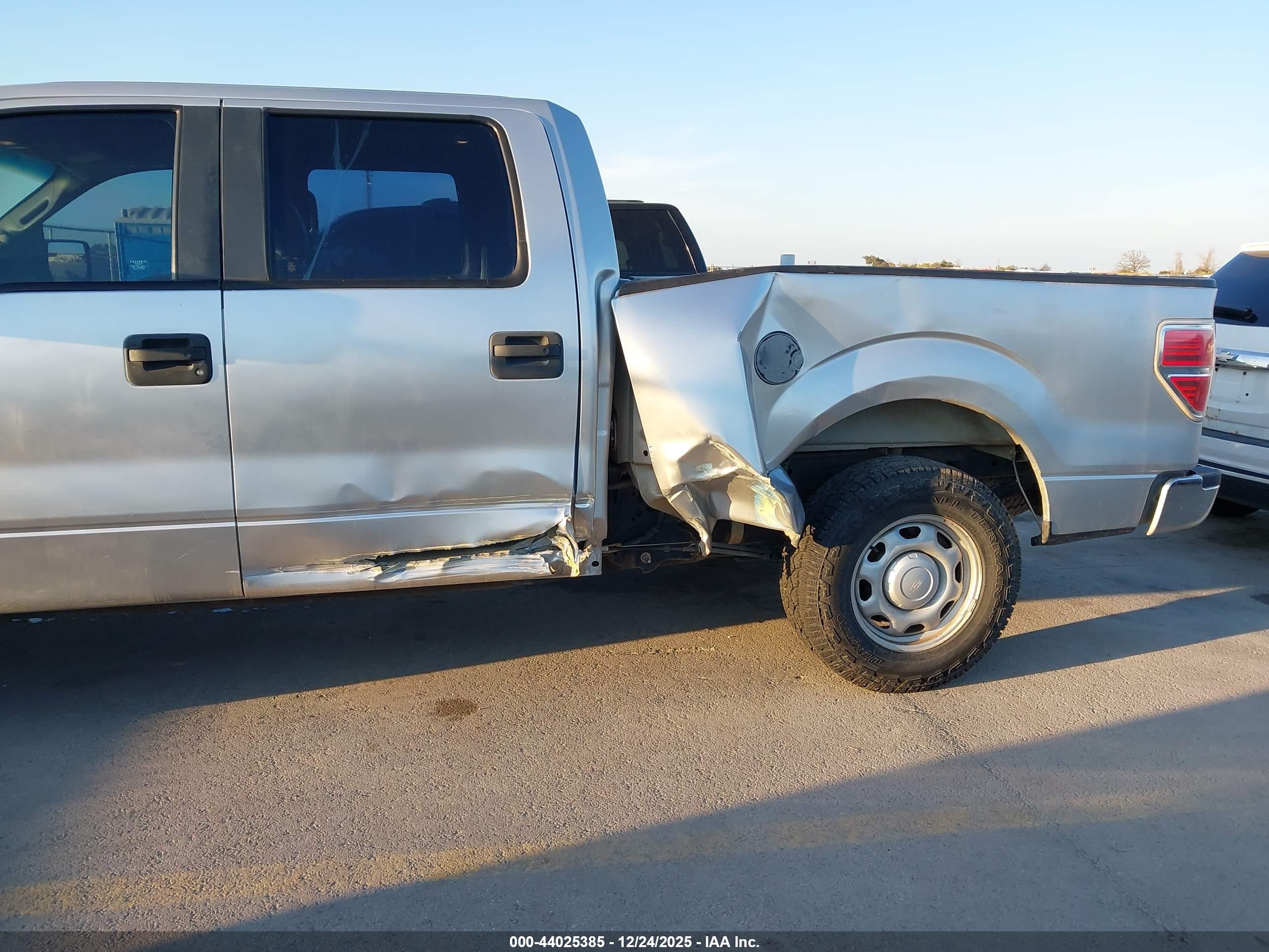 FORD F-150 image 6