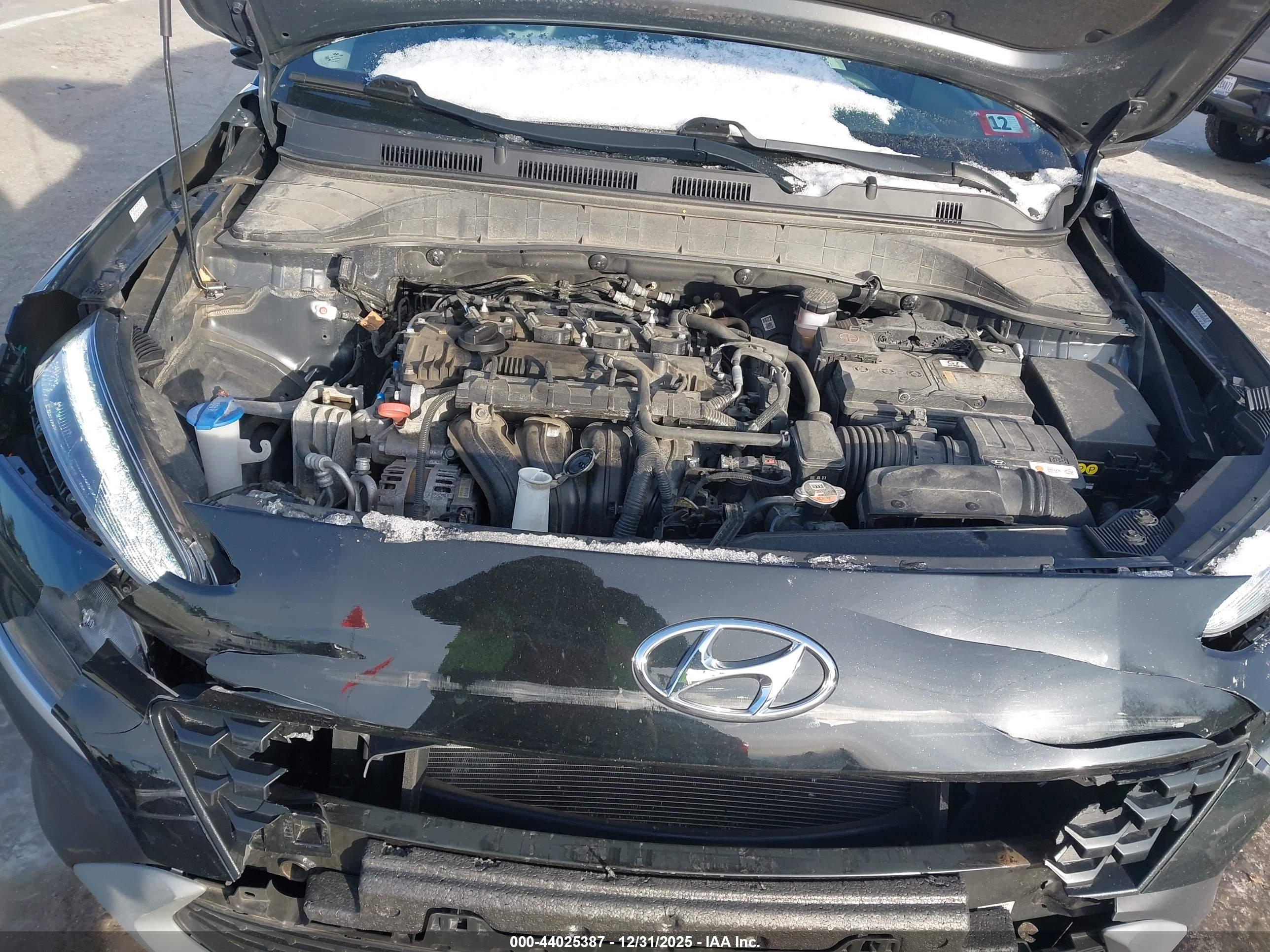 HYUNDAI KONA image 10