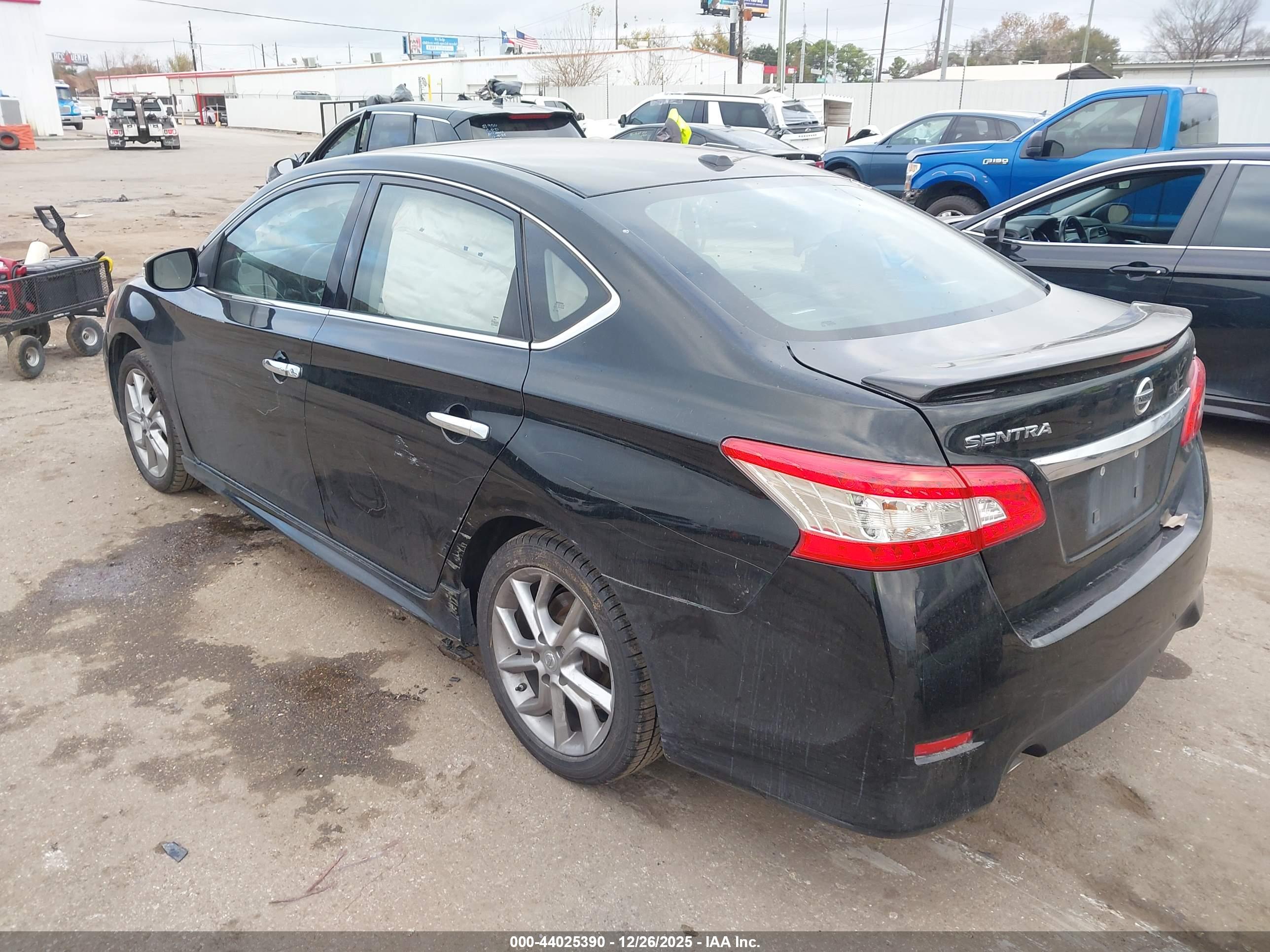 NISSAN SENTRA image 3