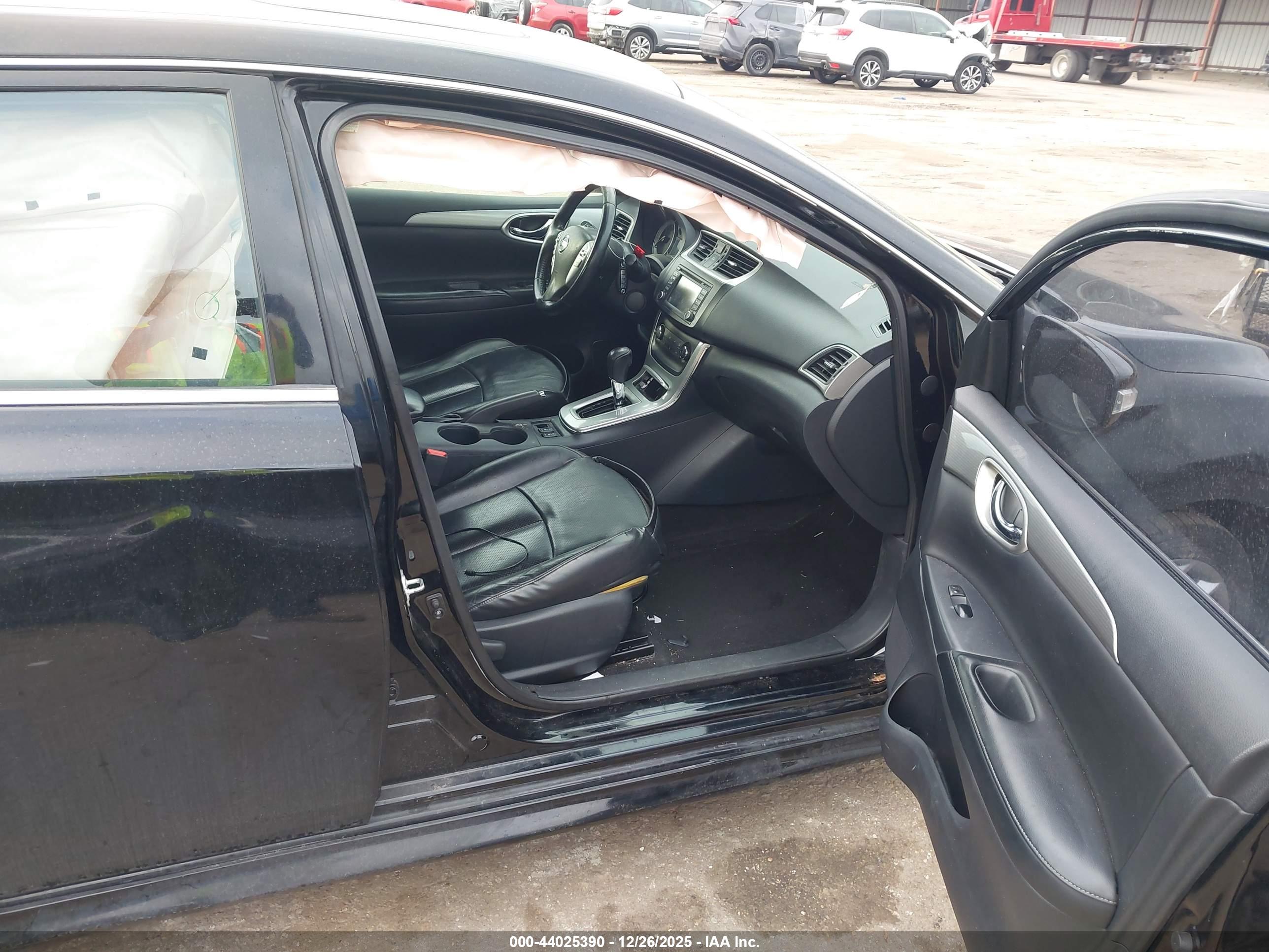 NISSAN SENTRA image 5