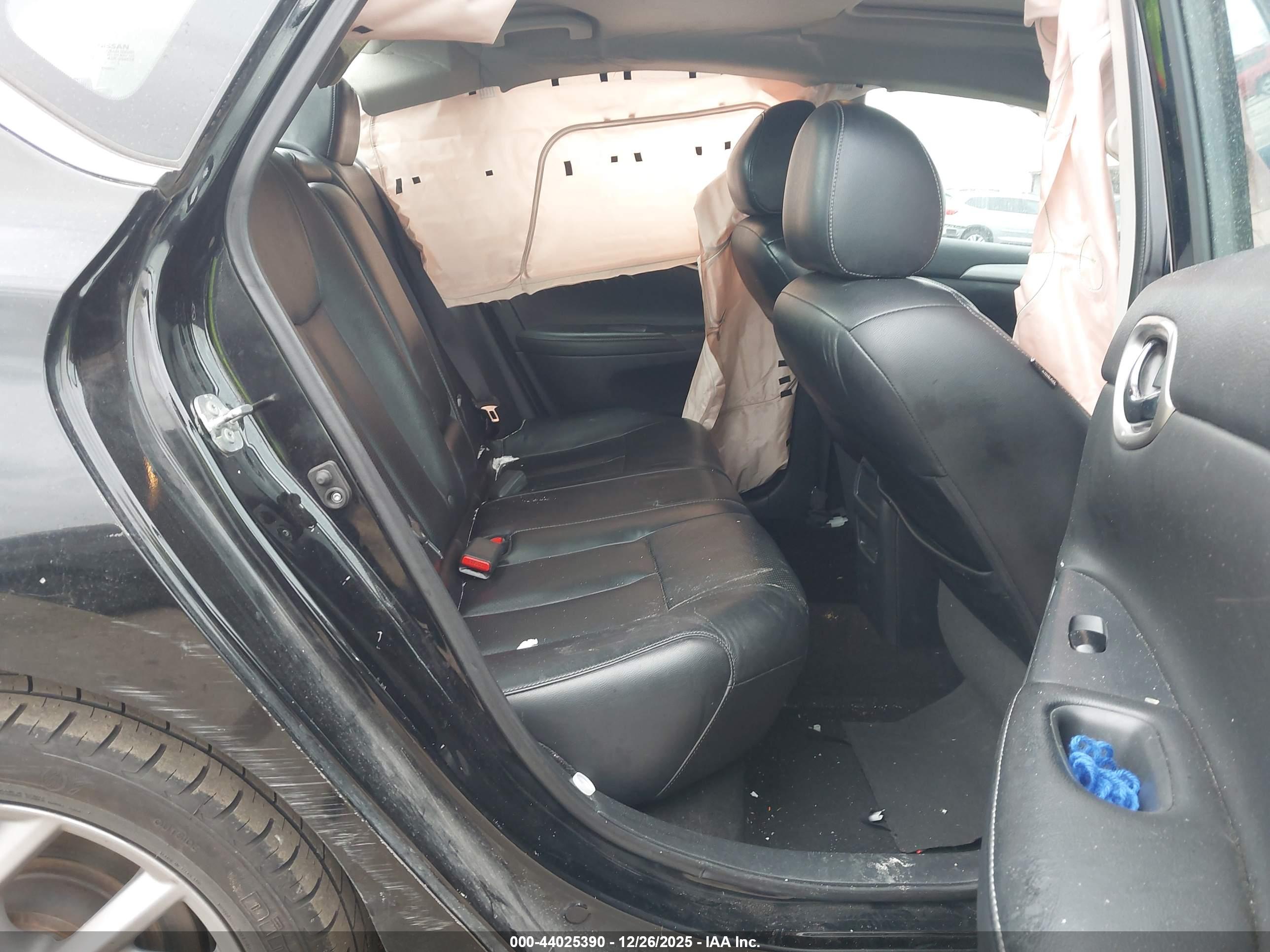NISSAN SENTRA image 8