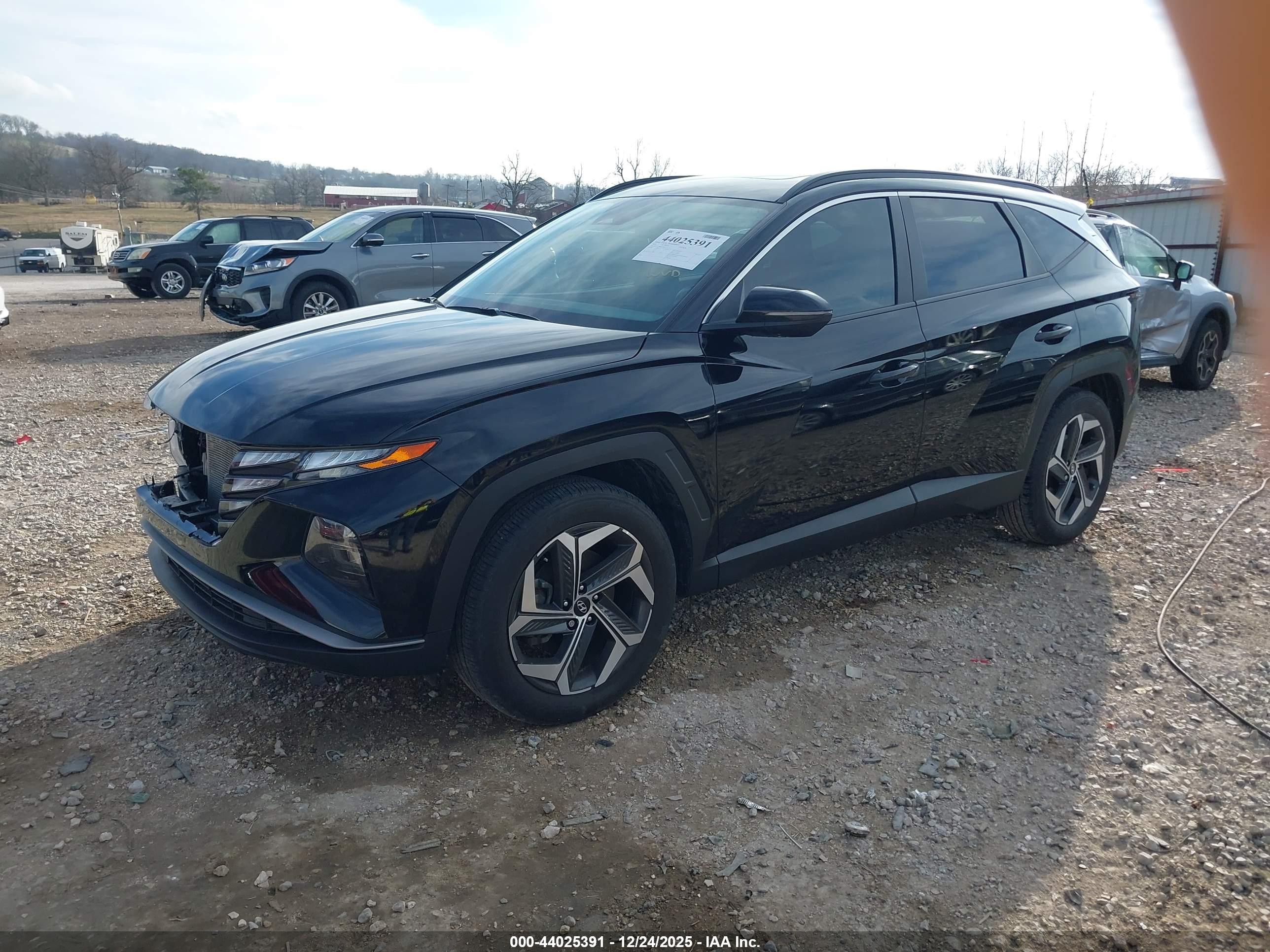 HYUNDAI TUCSON image 2