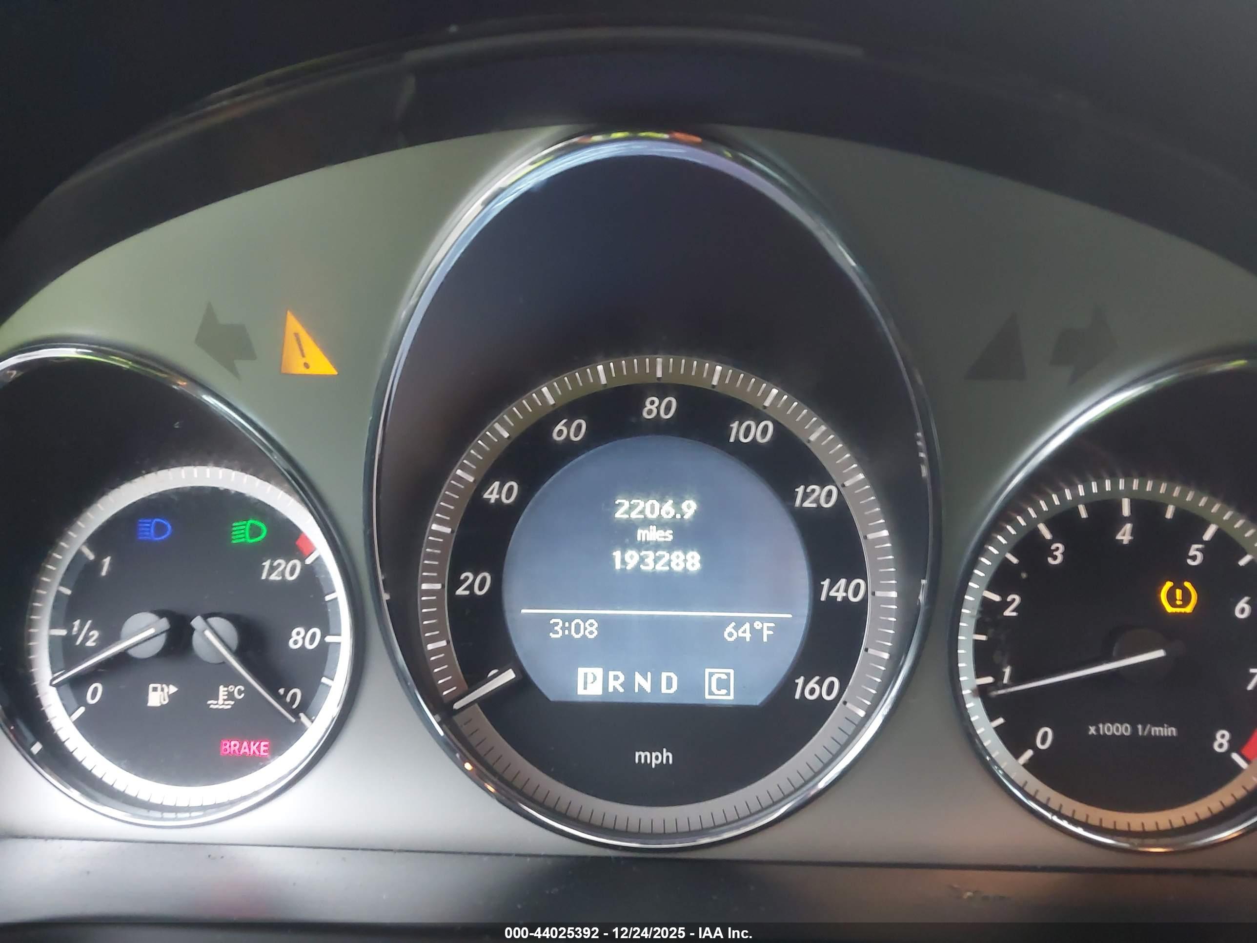MERCEDES-BENZ C image 7