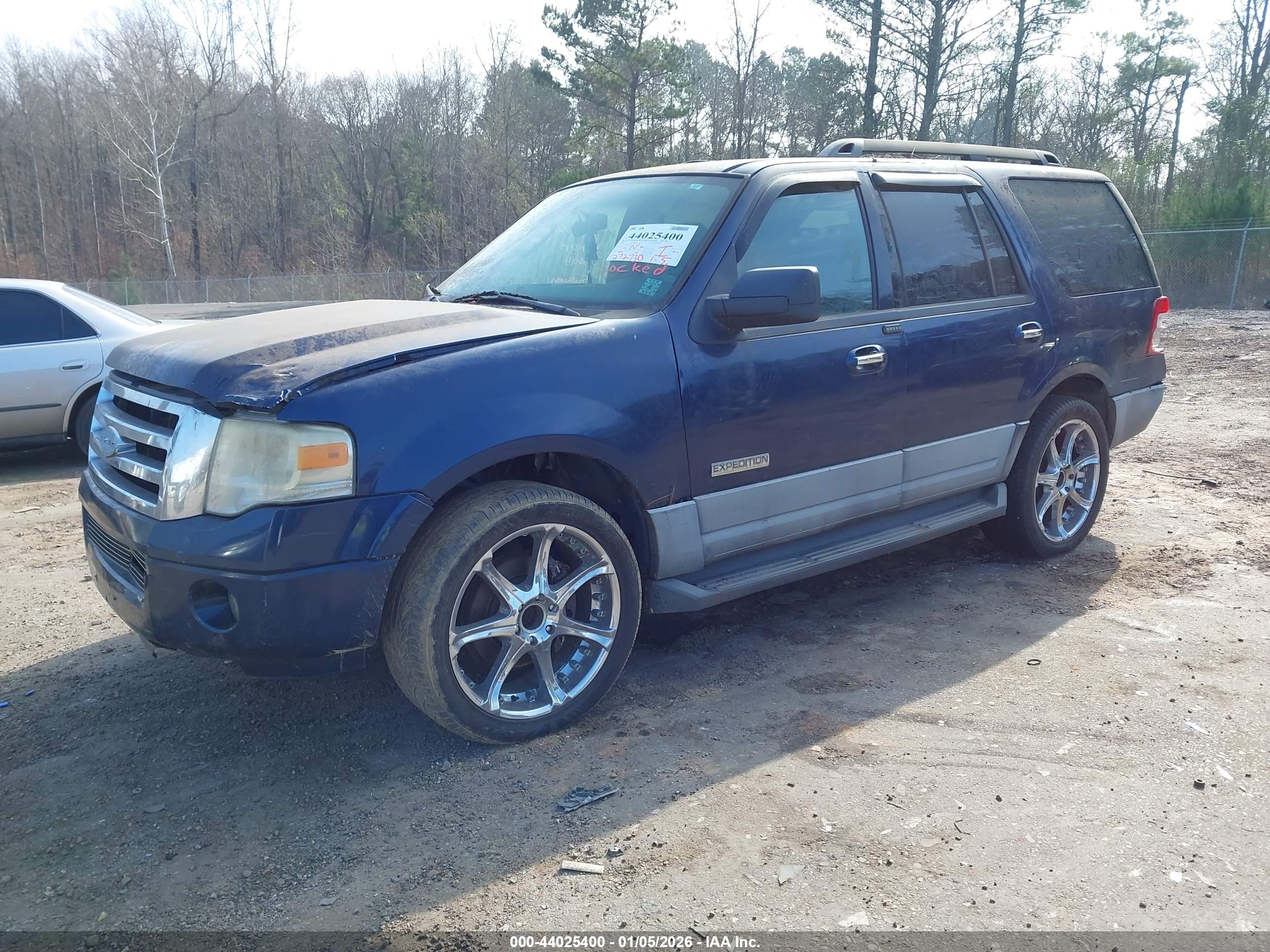 FORD EXPEDITION image 2