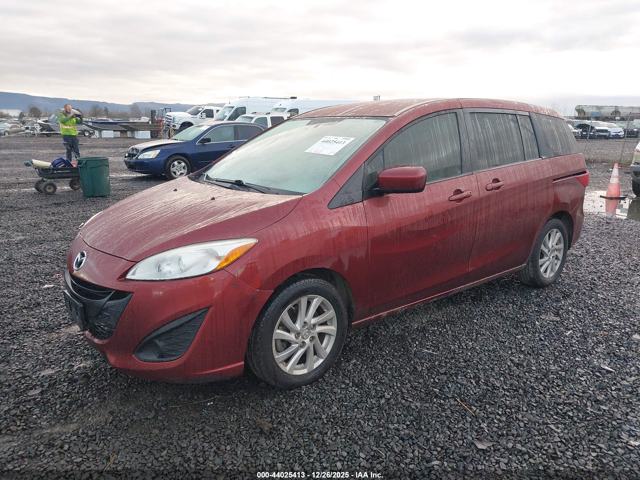 MAZDA MAZDA5 image 2
