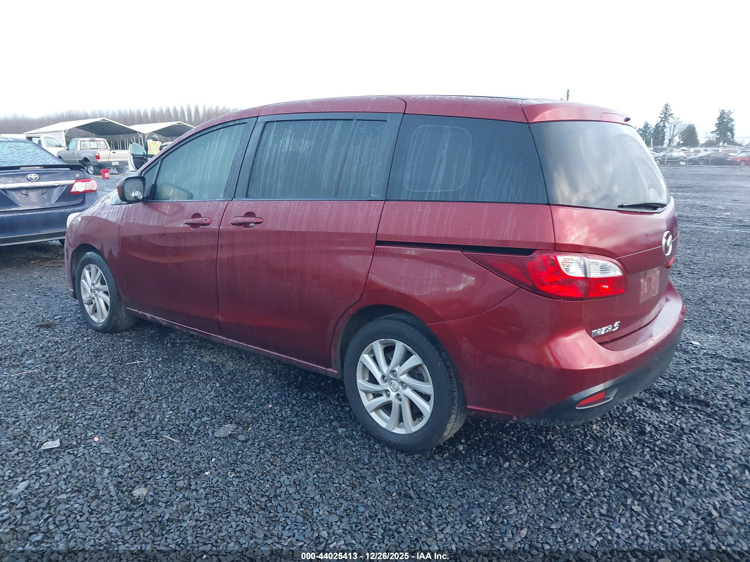 MAZDA MAZDA5 image 3