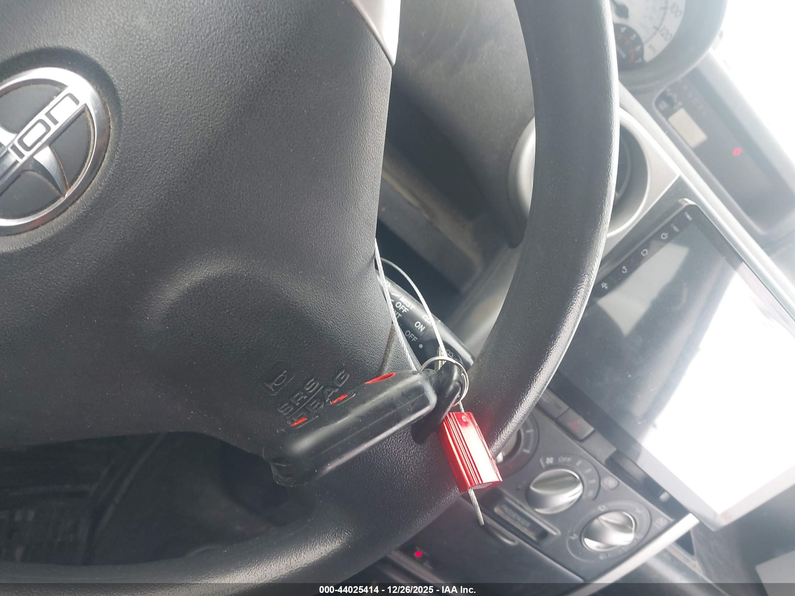 SCION XB image 11