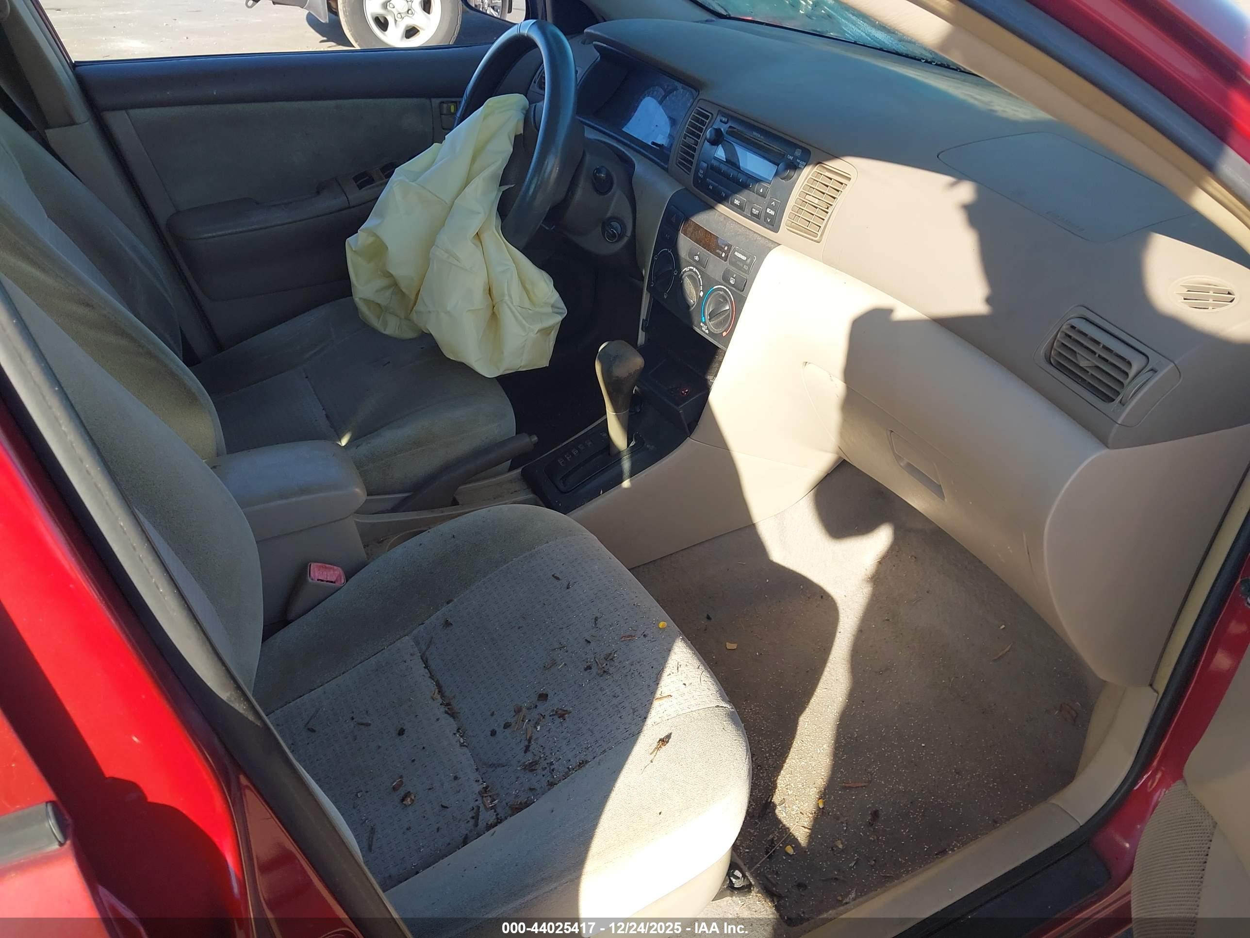 TOYOTA COROLLA image 5