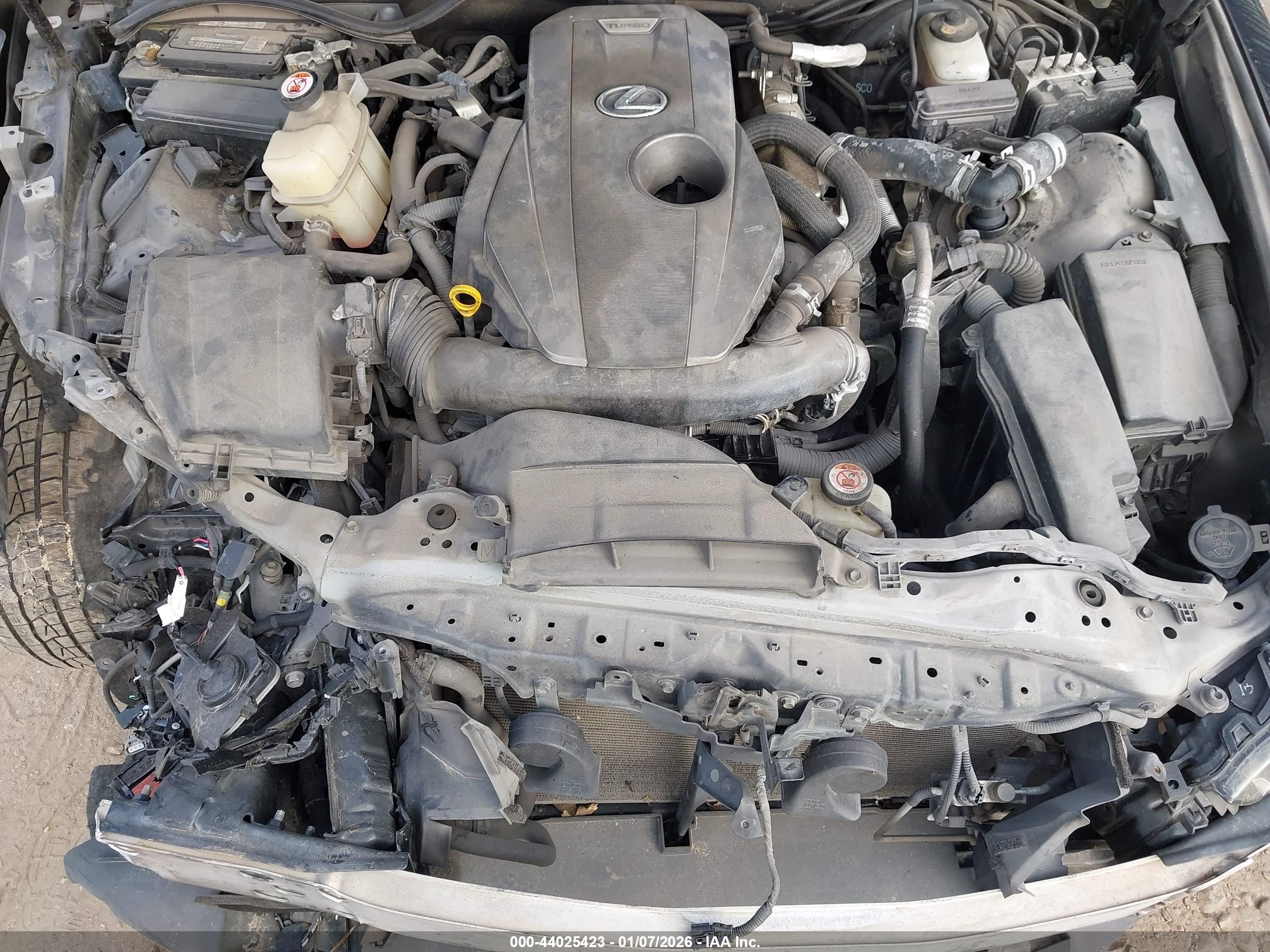 LEXUS IS image 10