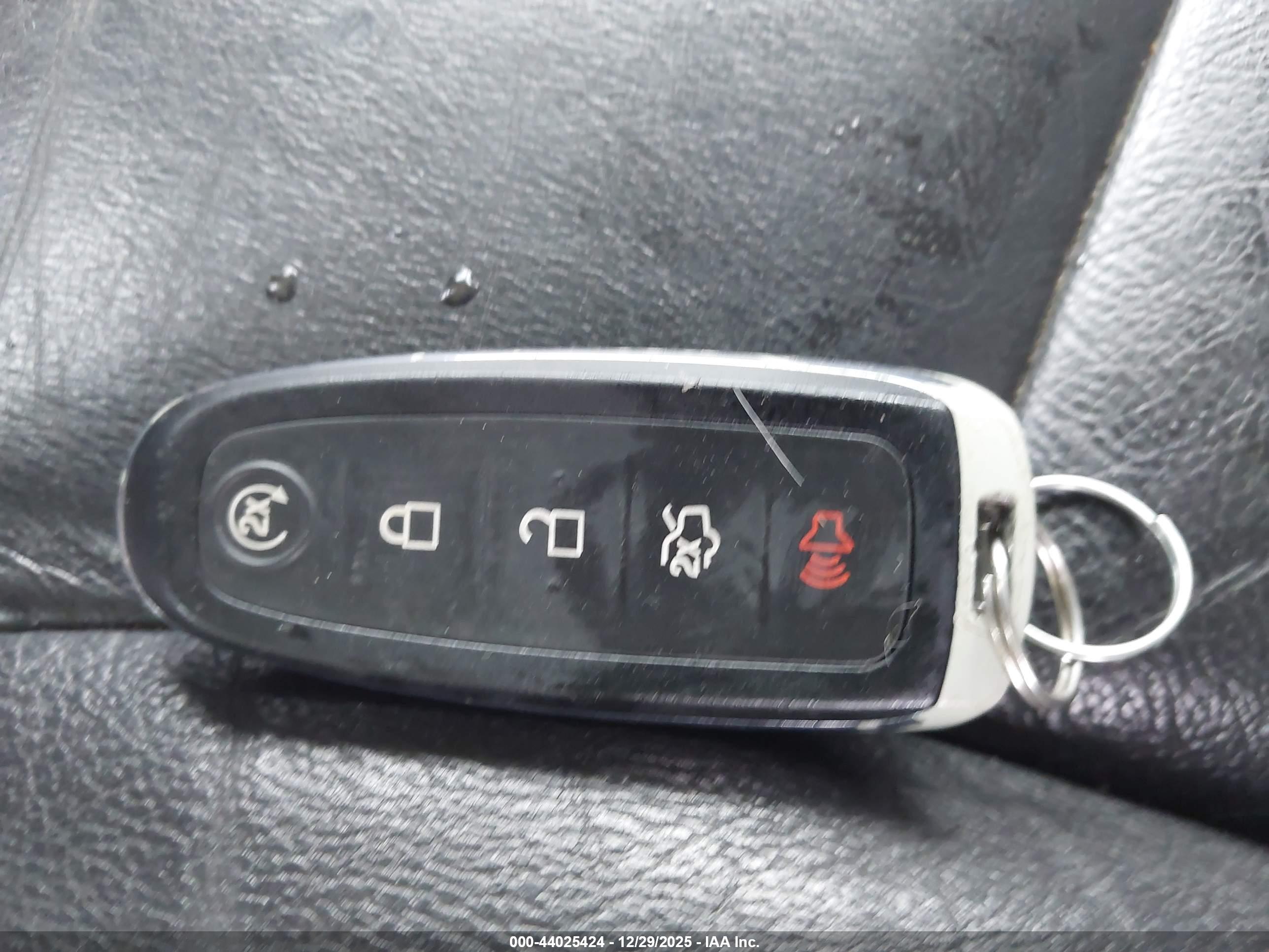 FORD EDGE image 11
