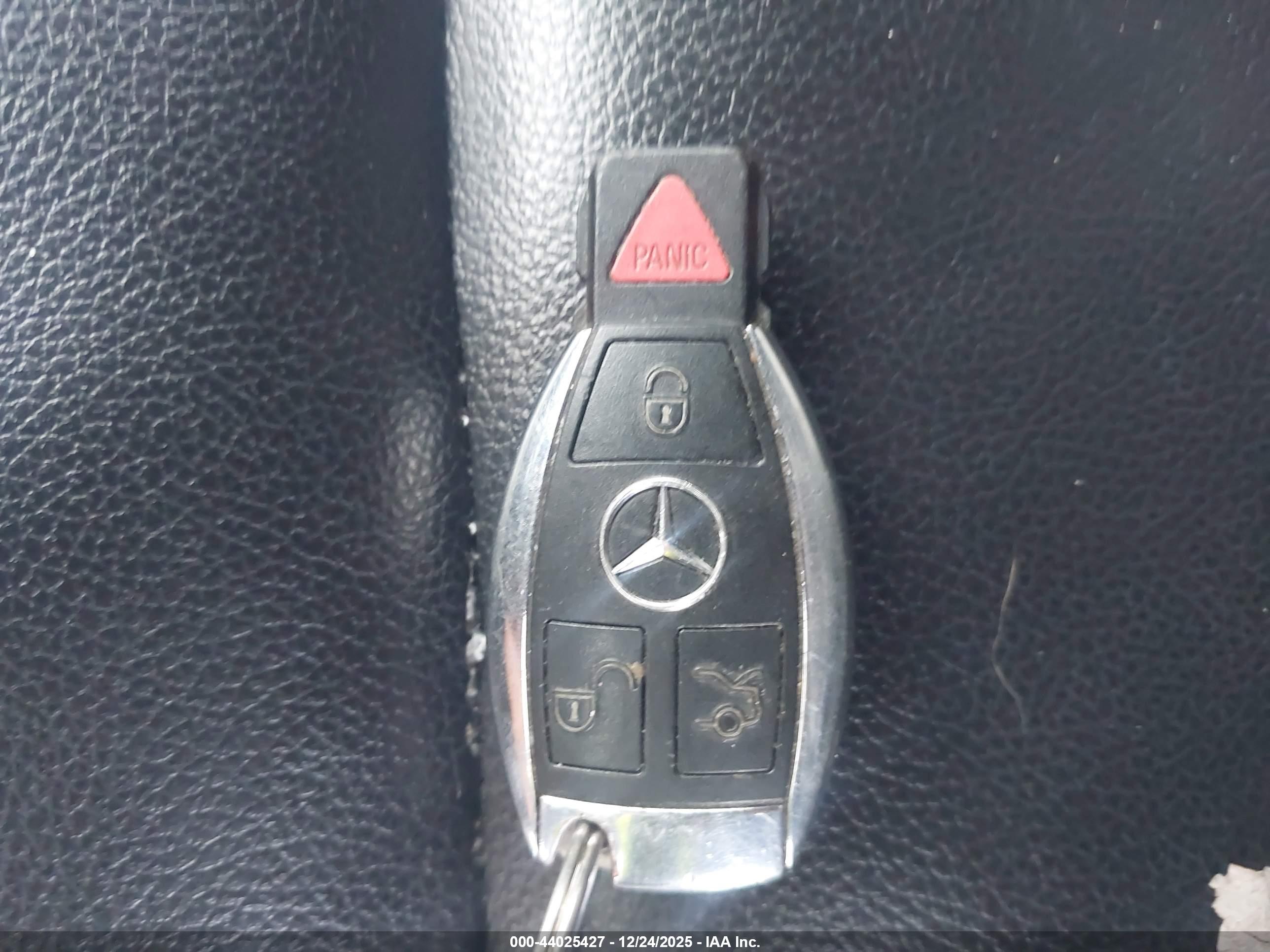 MERCEDES-BENZ CLA image 11