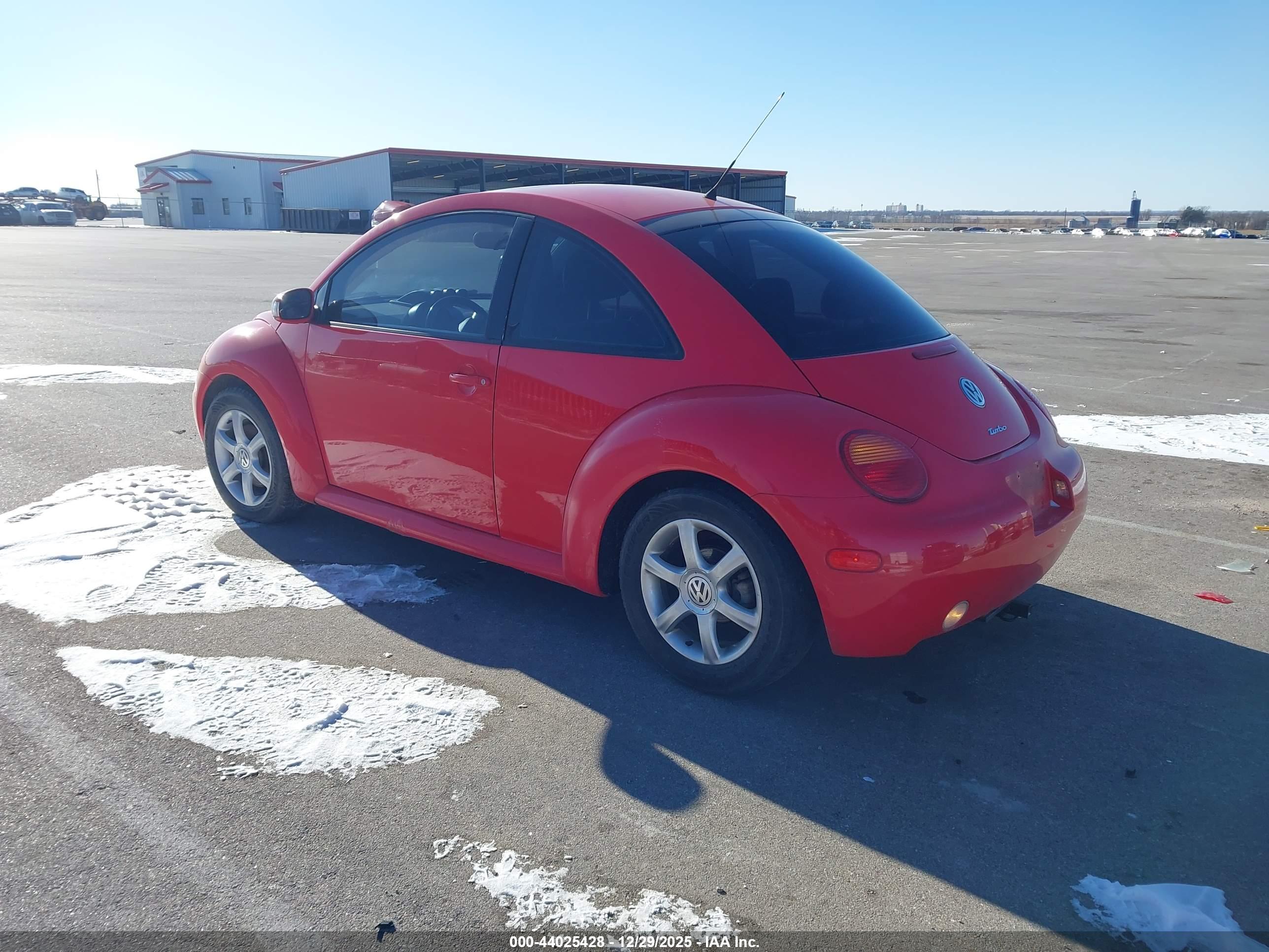 VOLKSWAGEN NEW image 3