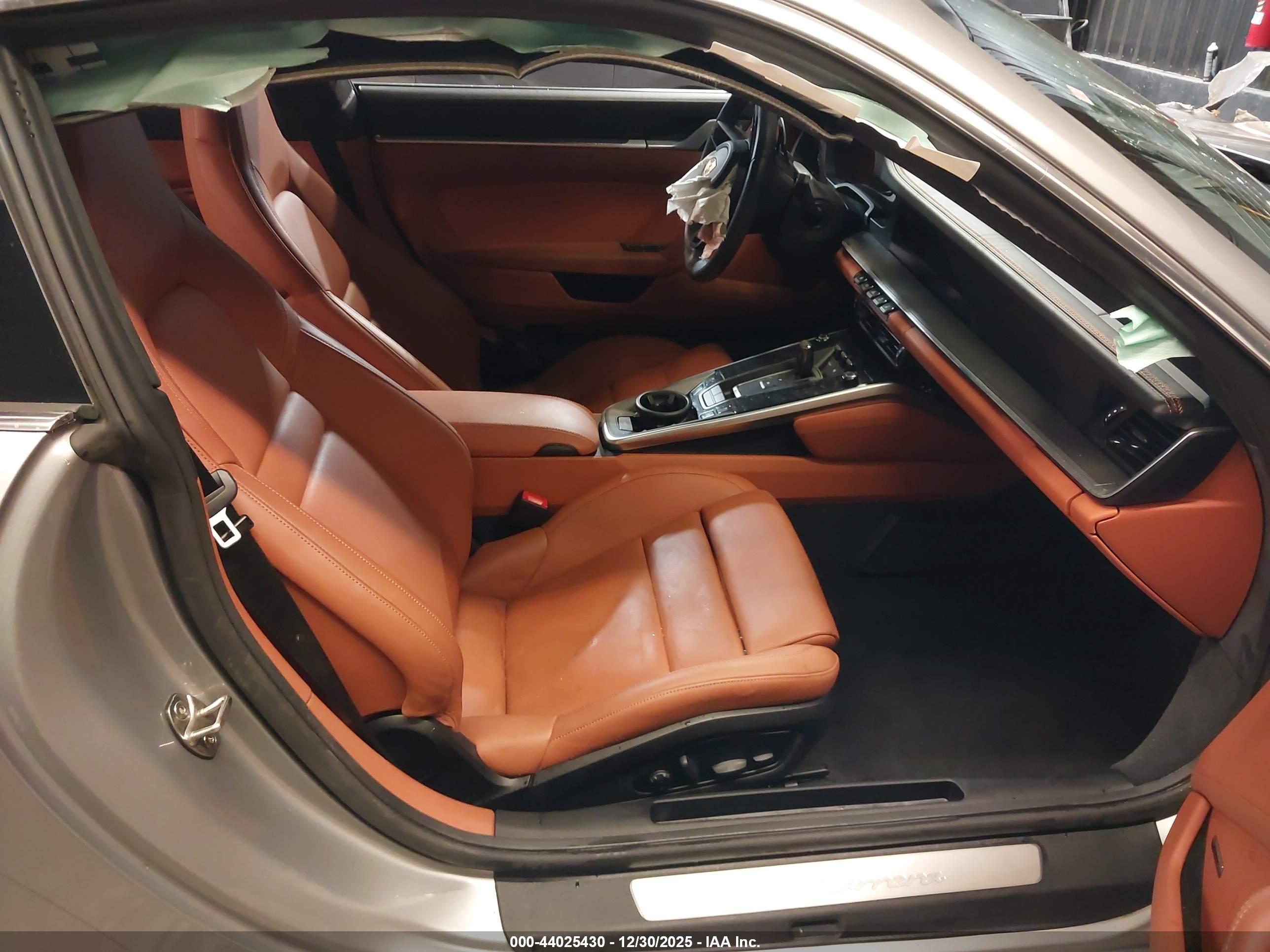 PORSCHE 911 image 5