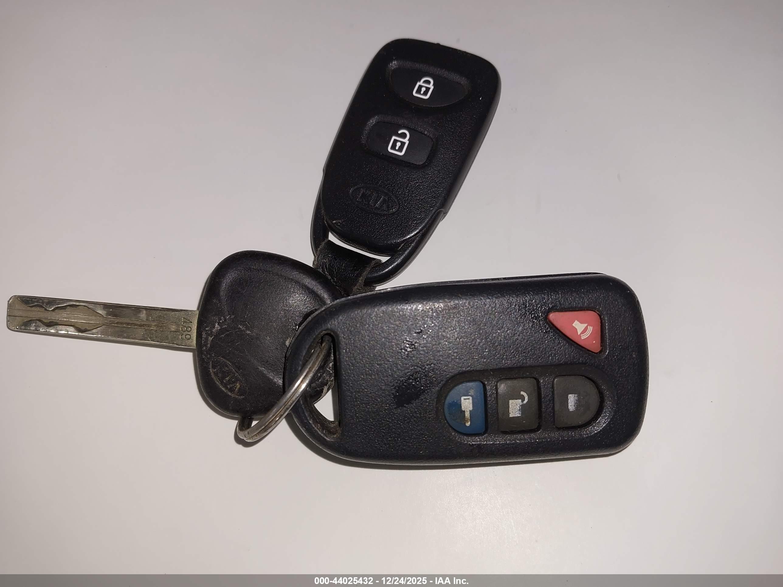 KIA SORENTO image 11