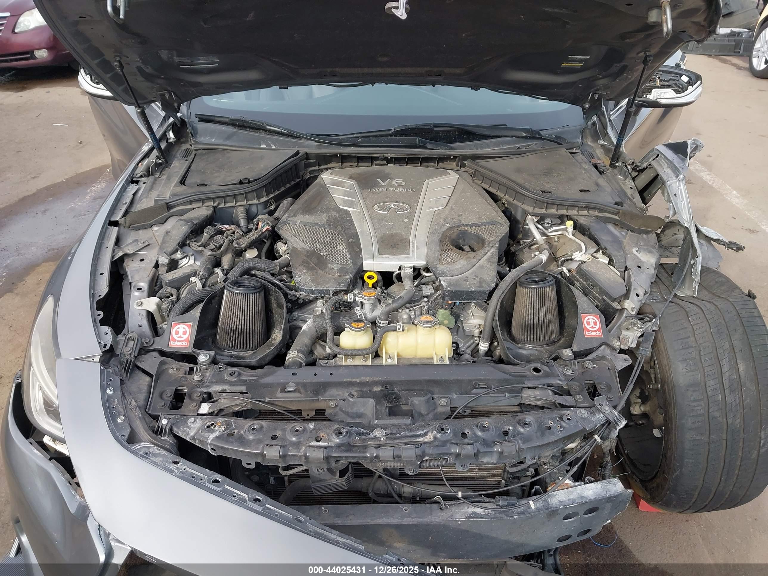 INFINITI Q60 image 10