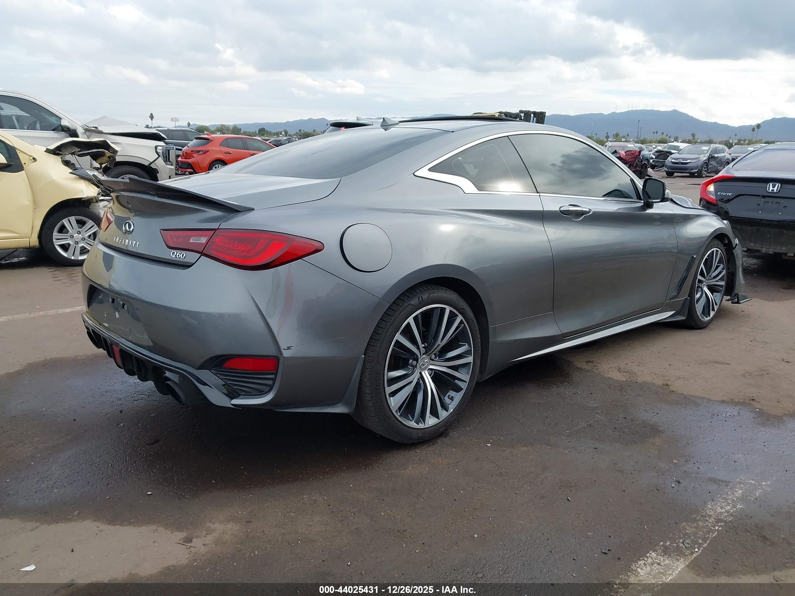 INFINITI Q60 image 4