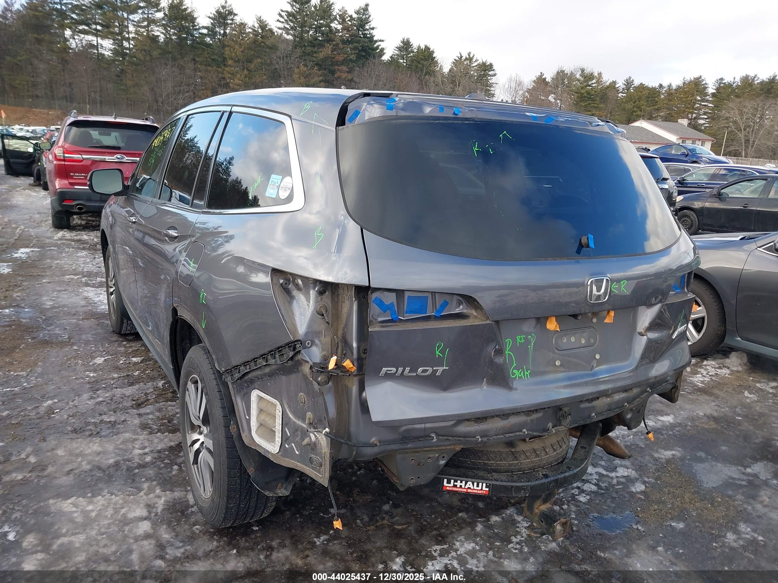 HONDA PILOT image 3