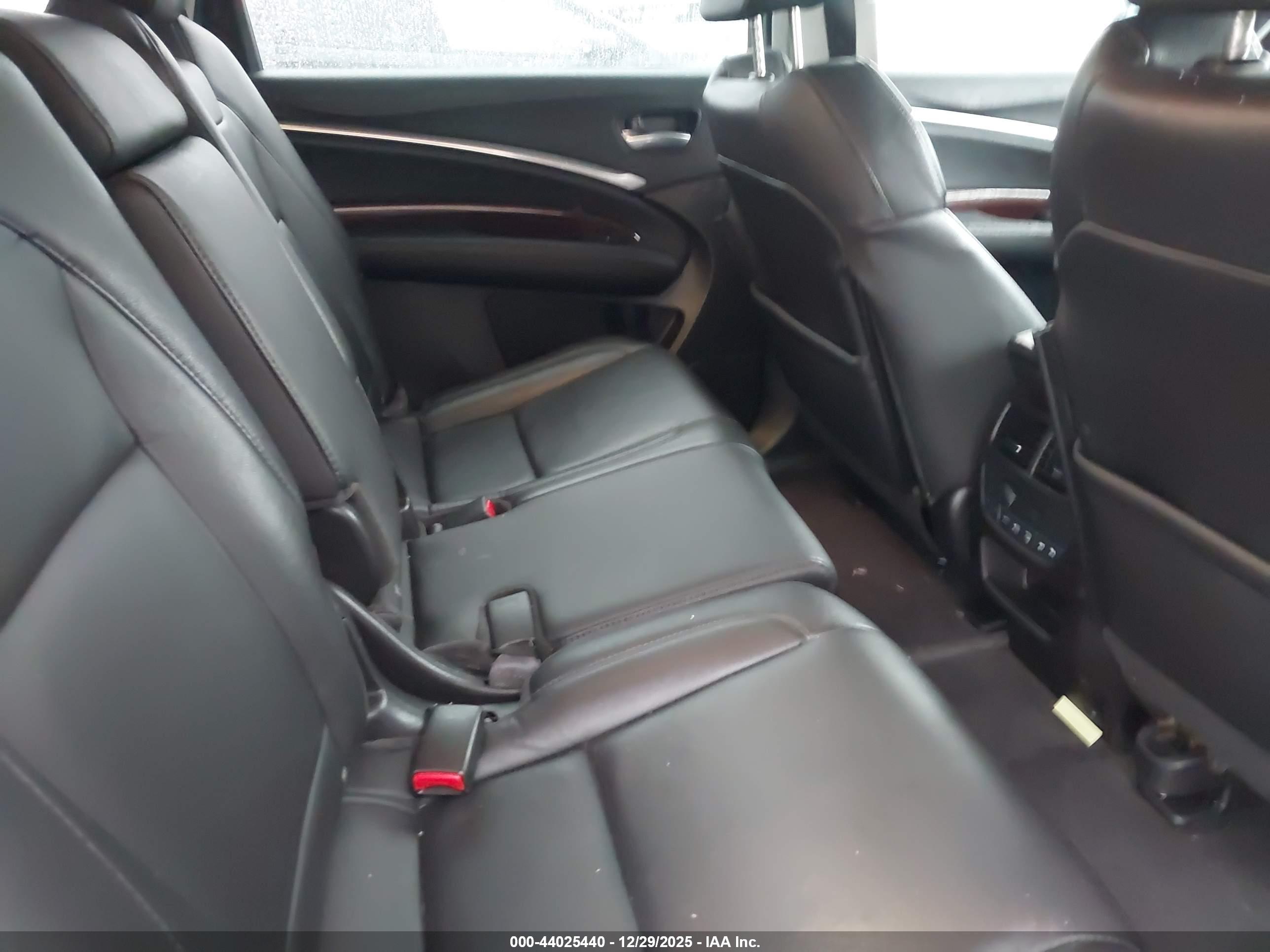 ACURA MDX image 8