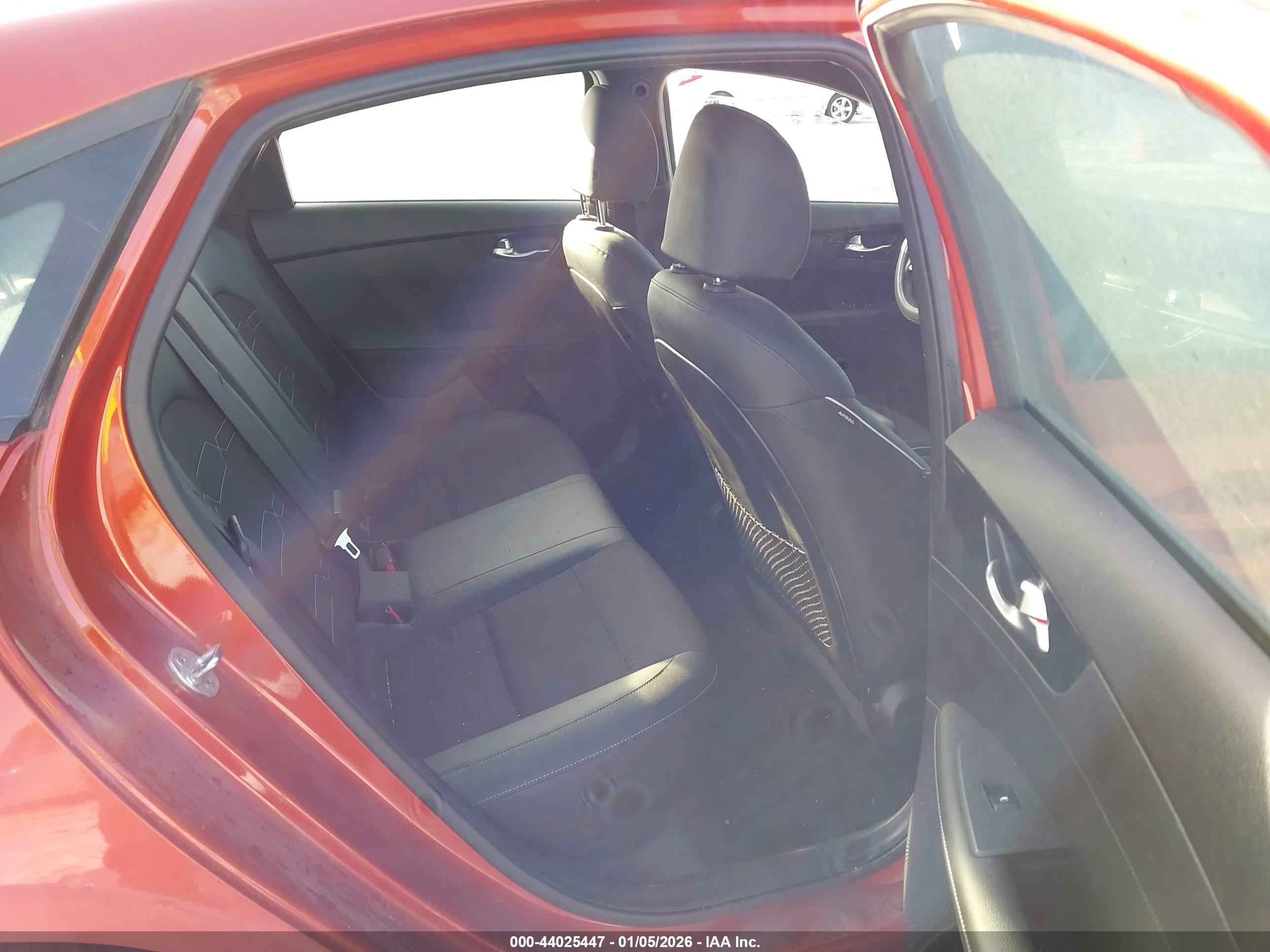 KIA FORTE image 8
