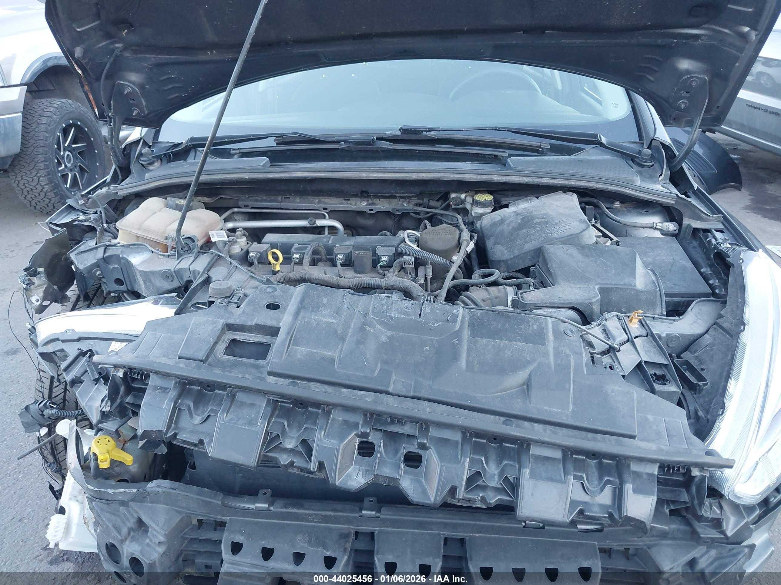FORD FOCUS image 10
