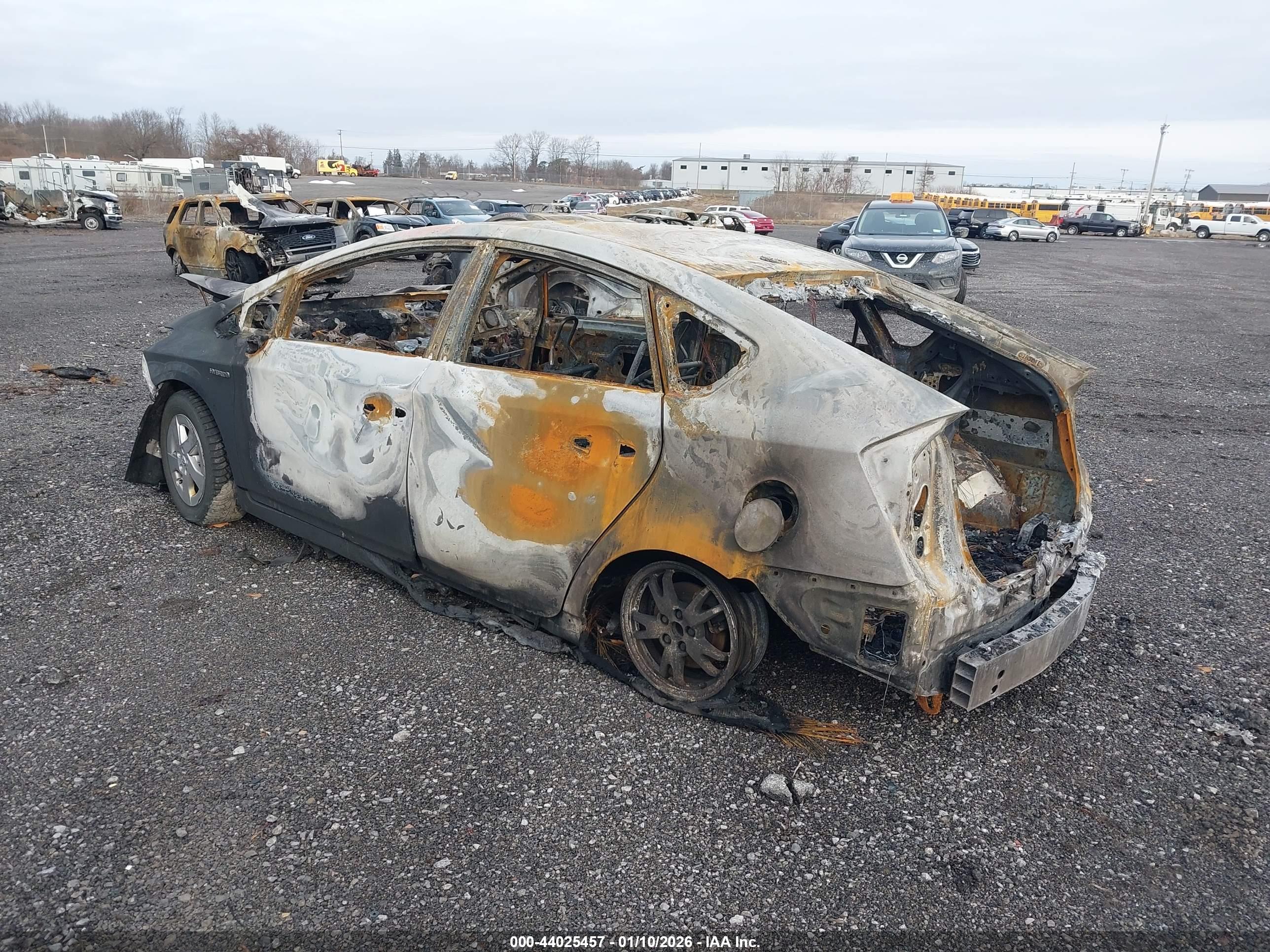 TOYOTA PRIUS image 3