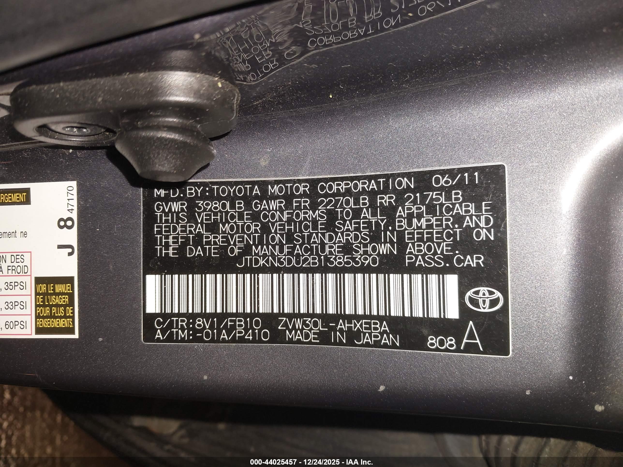 TOYOTA PRIUS image 9