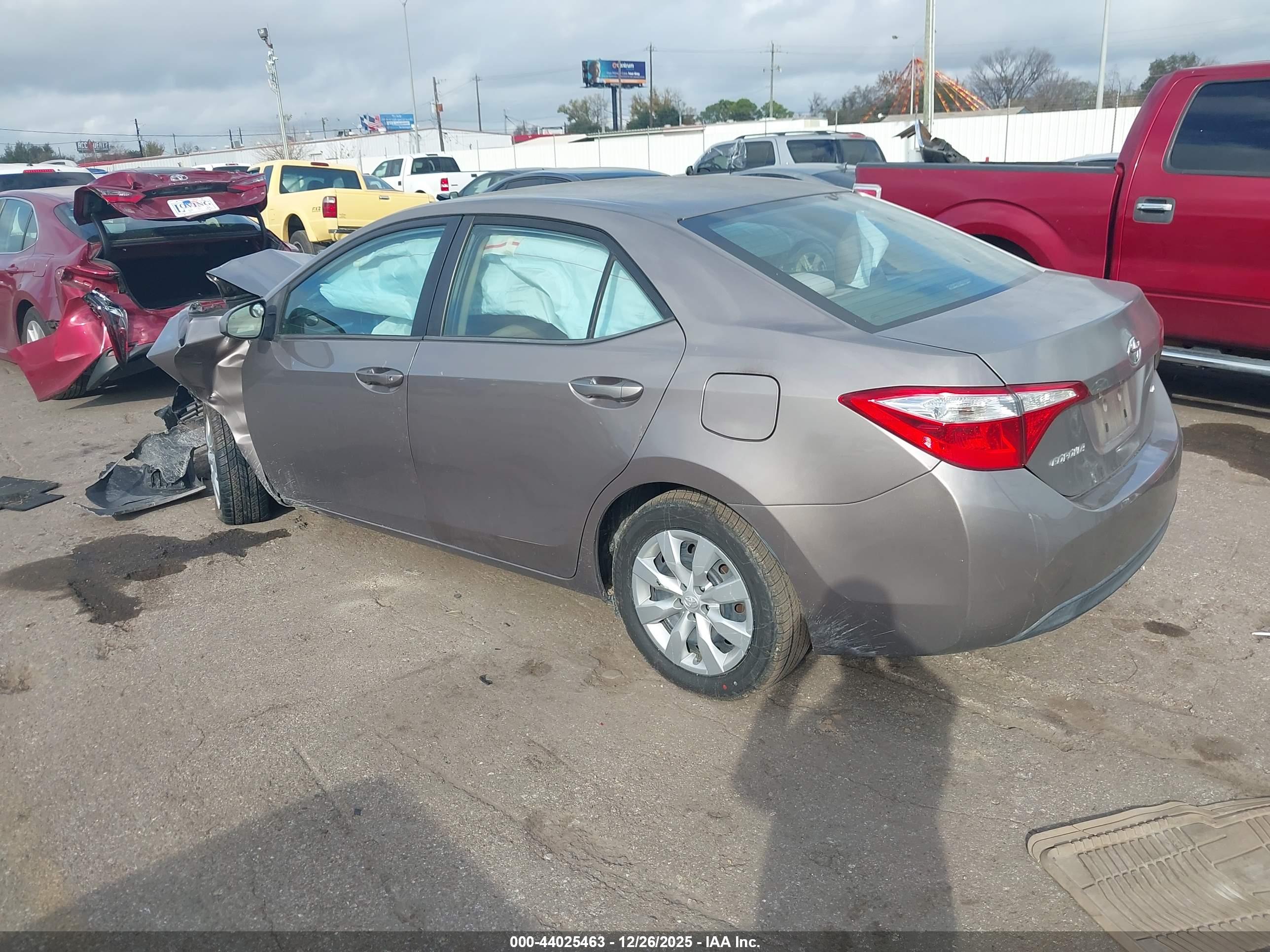 TOYOTA COROLLA image 3