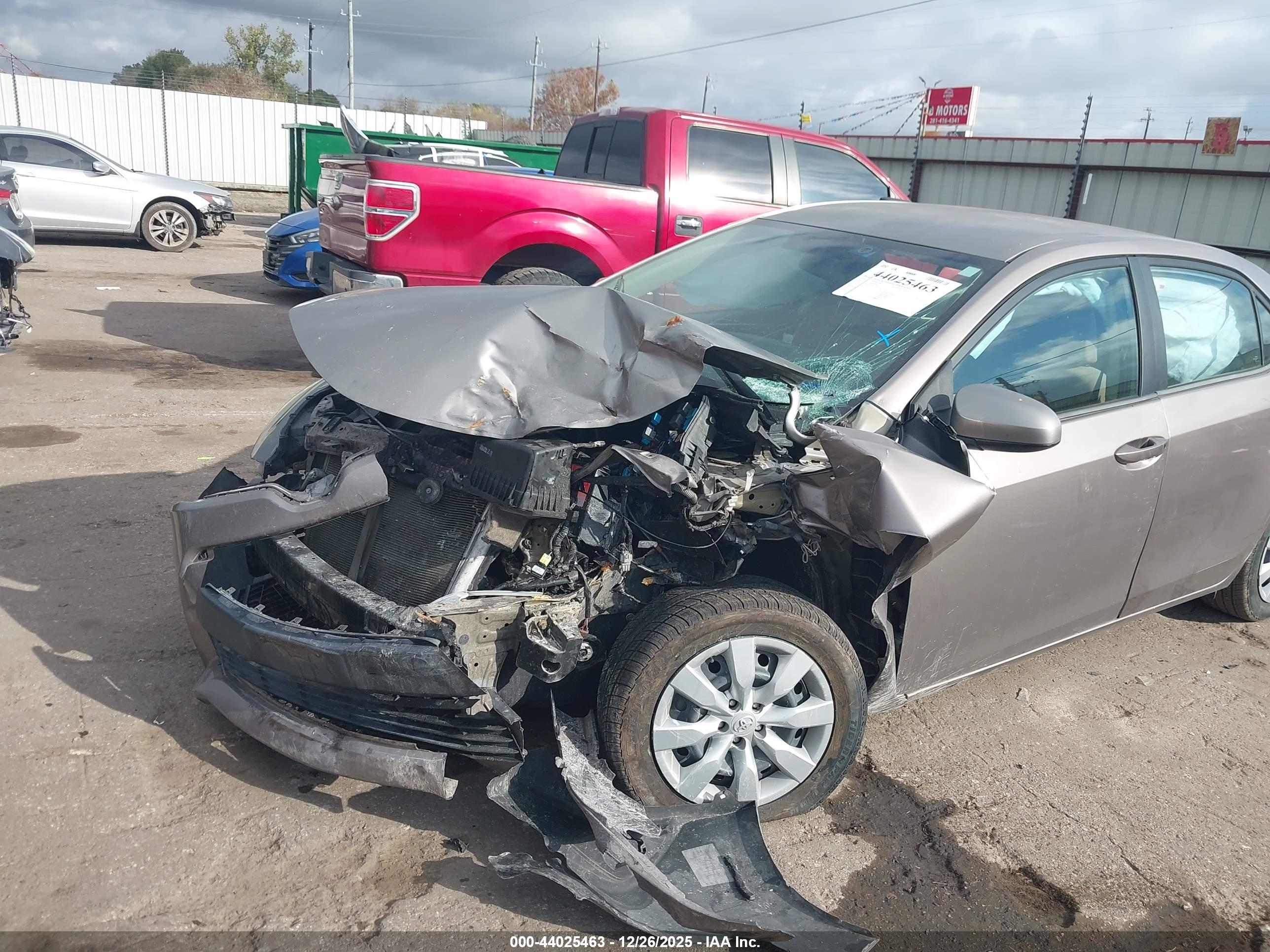 TOYOTA COROLLA image 6
