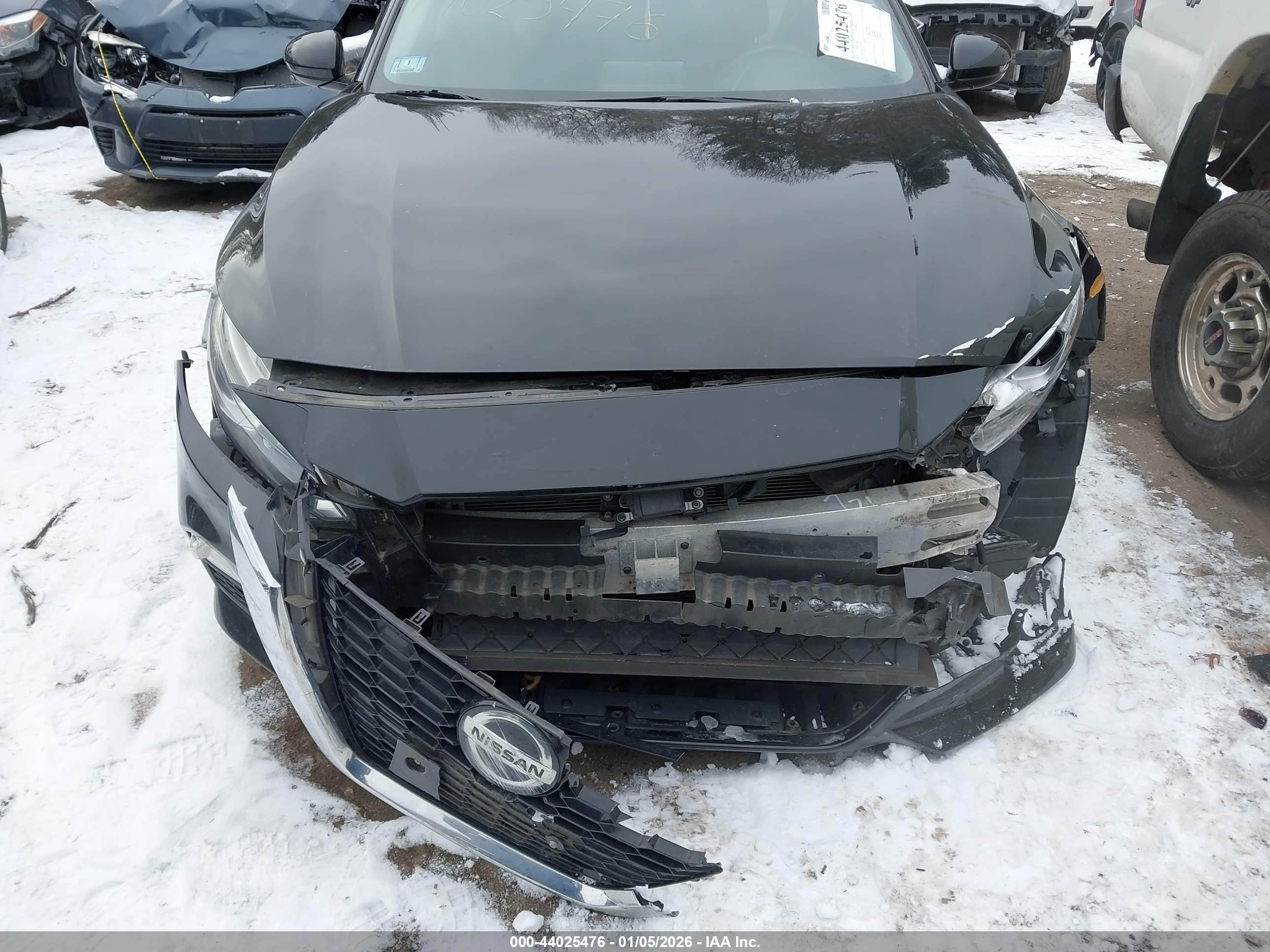 NISSAN ALTIMA image 6