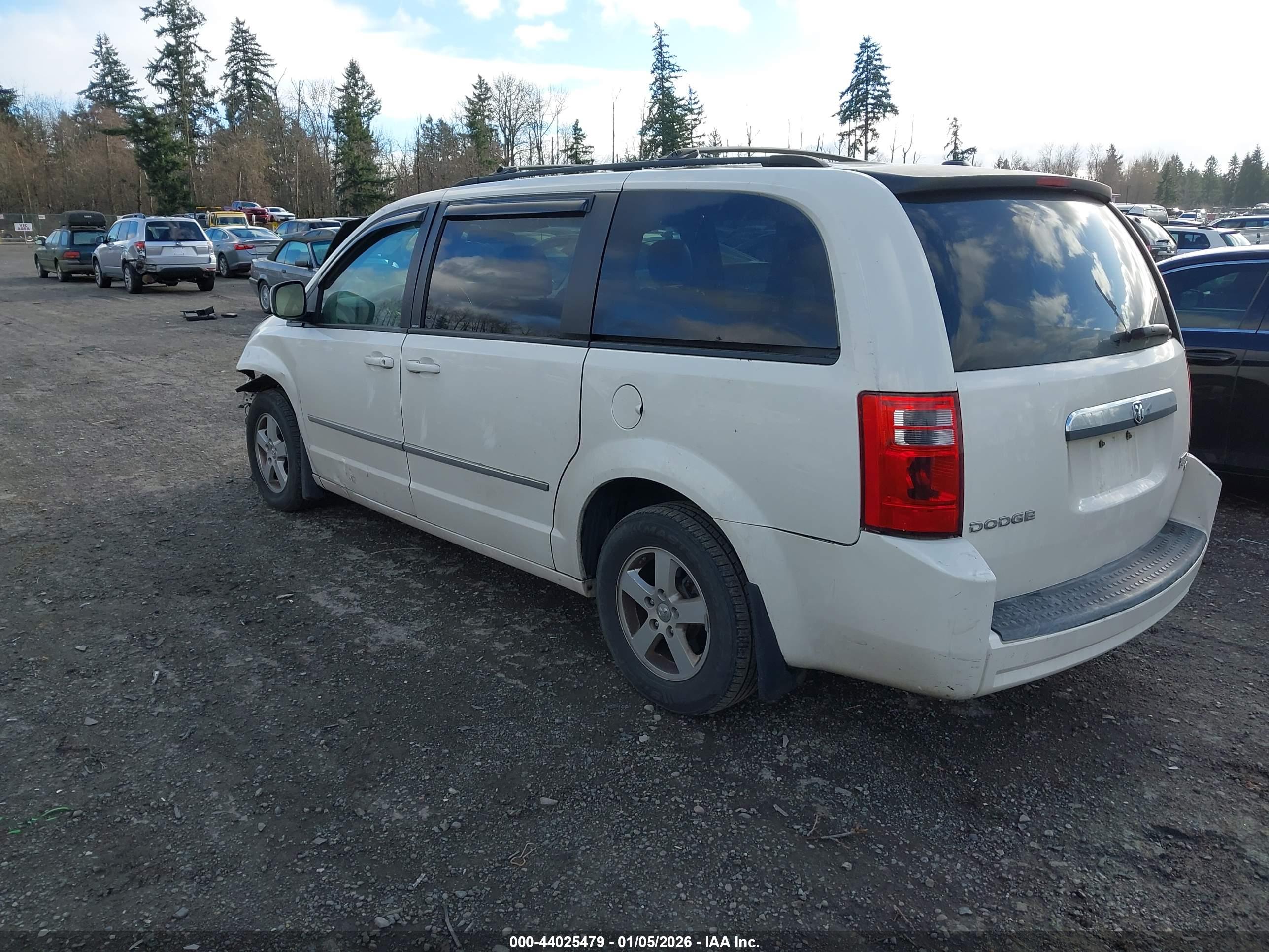 DODGE GRAND image 3