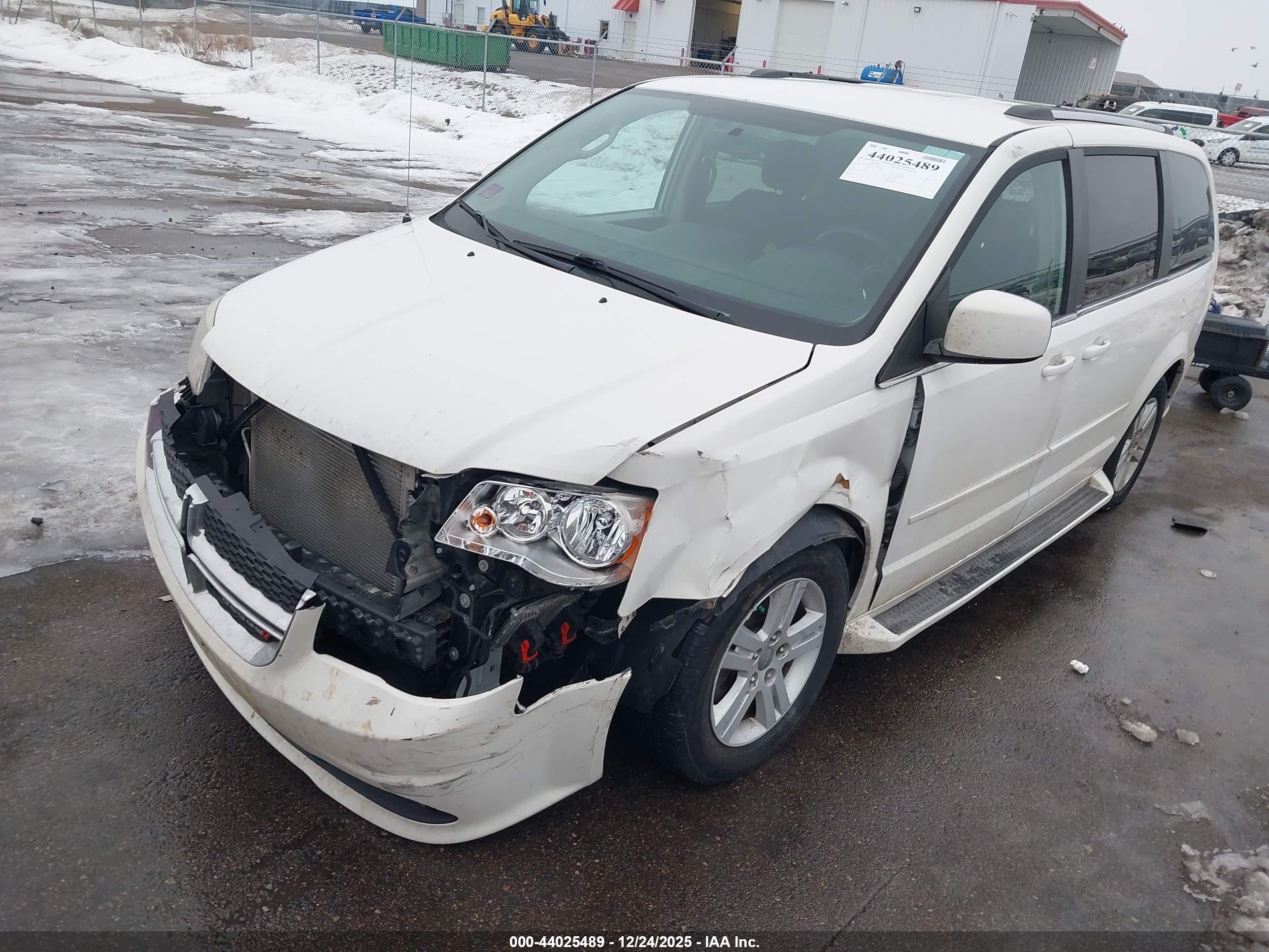 DODGE GRAND image 2