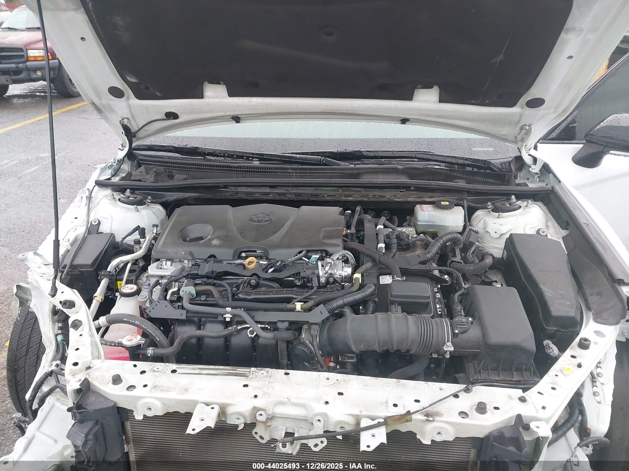 TOYOTA CAMRY image 10