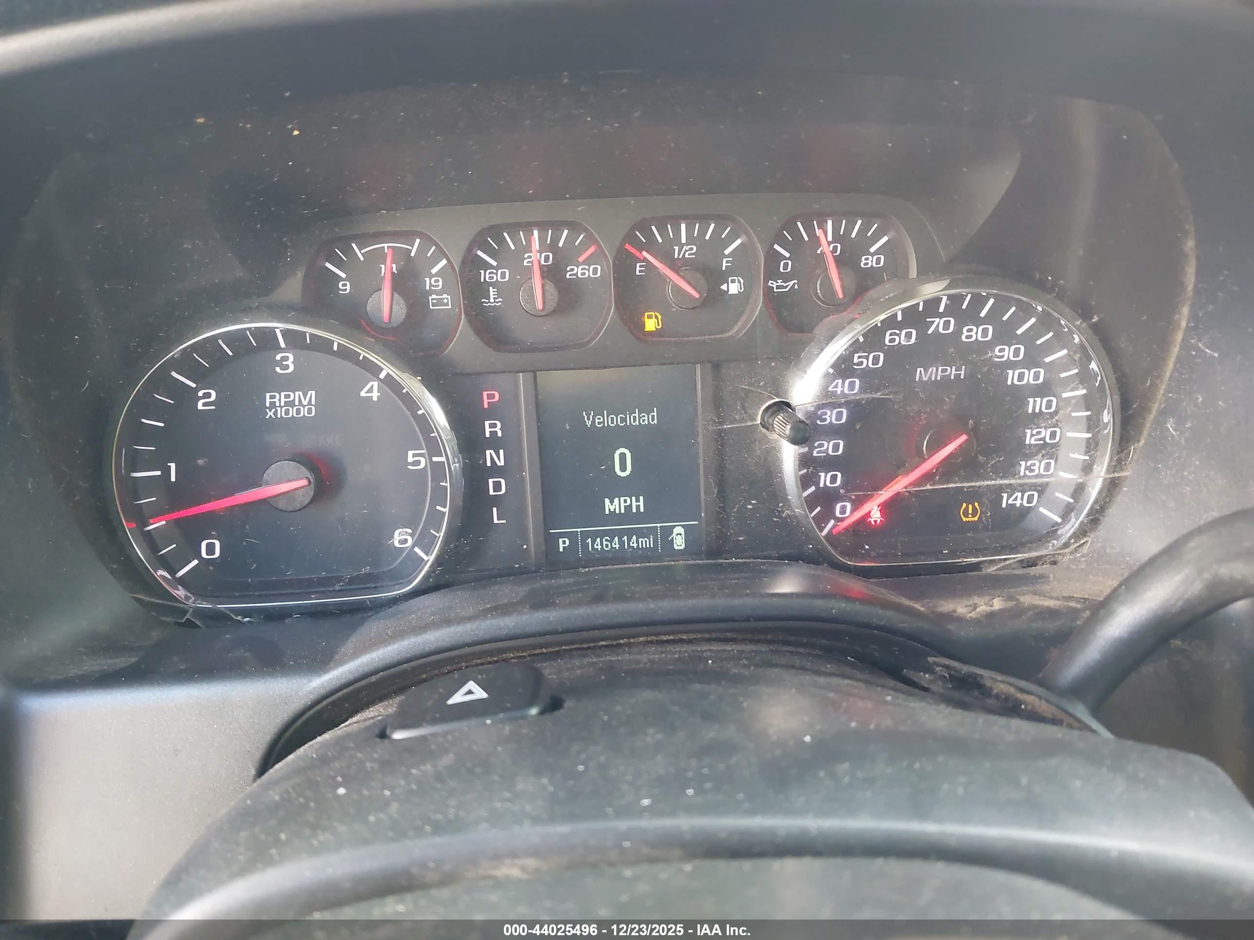 CHEVROLET SILVERADO image 7