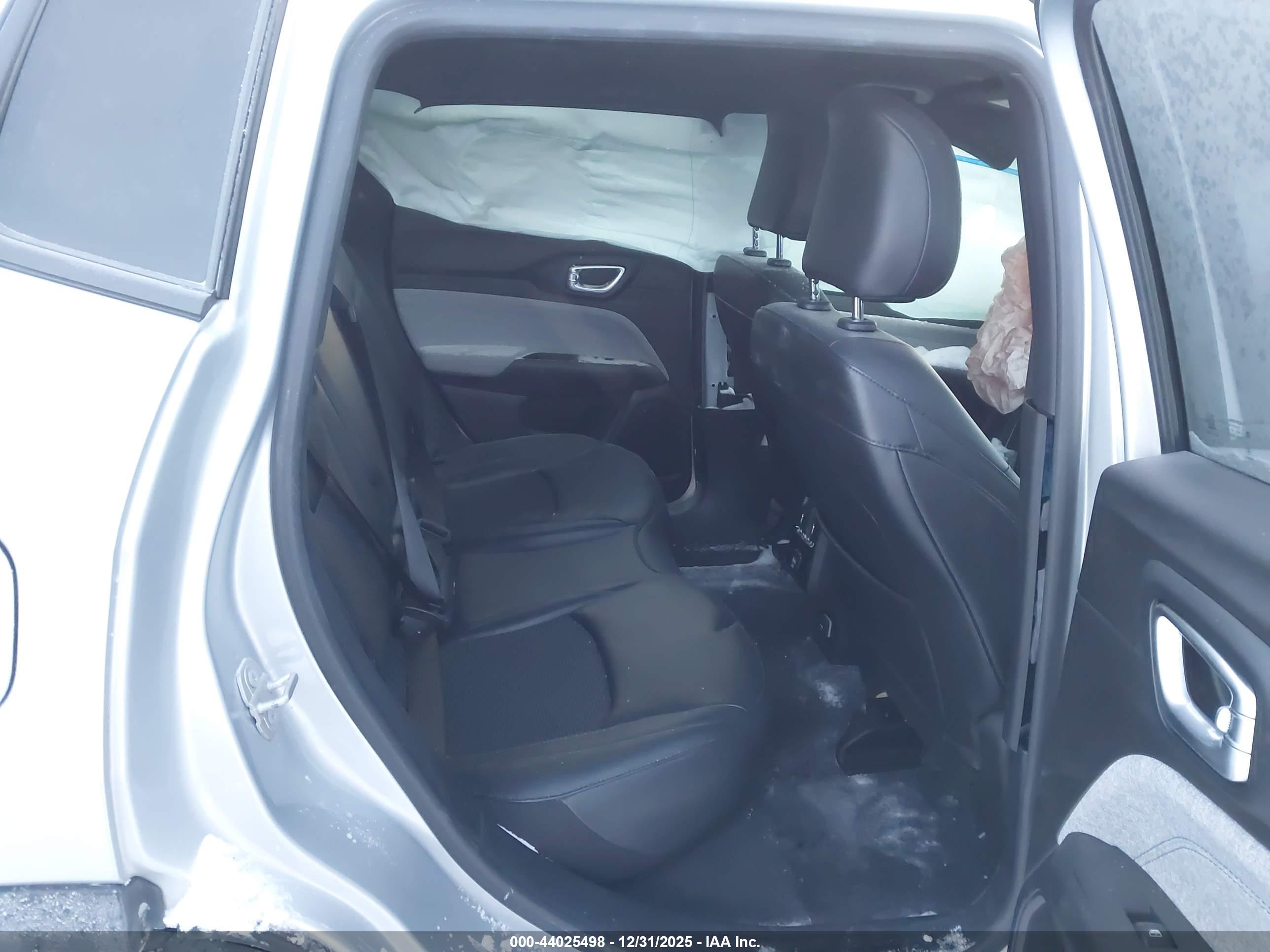 JEEP COMPASS image 8